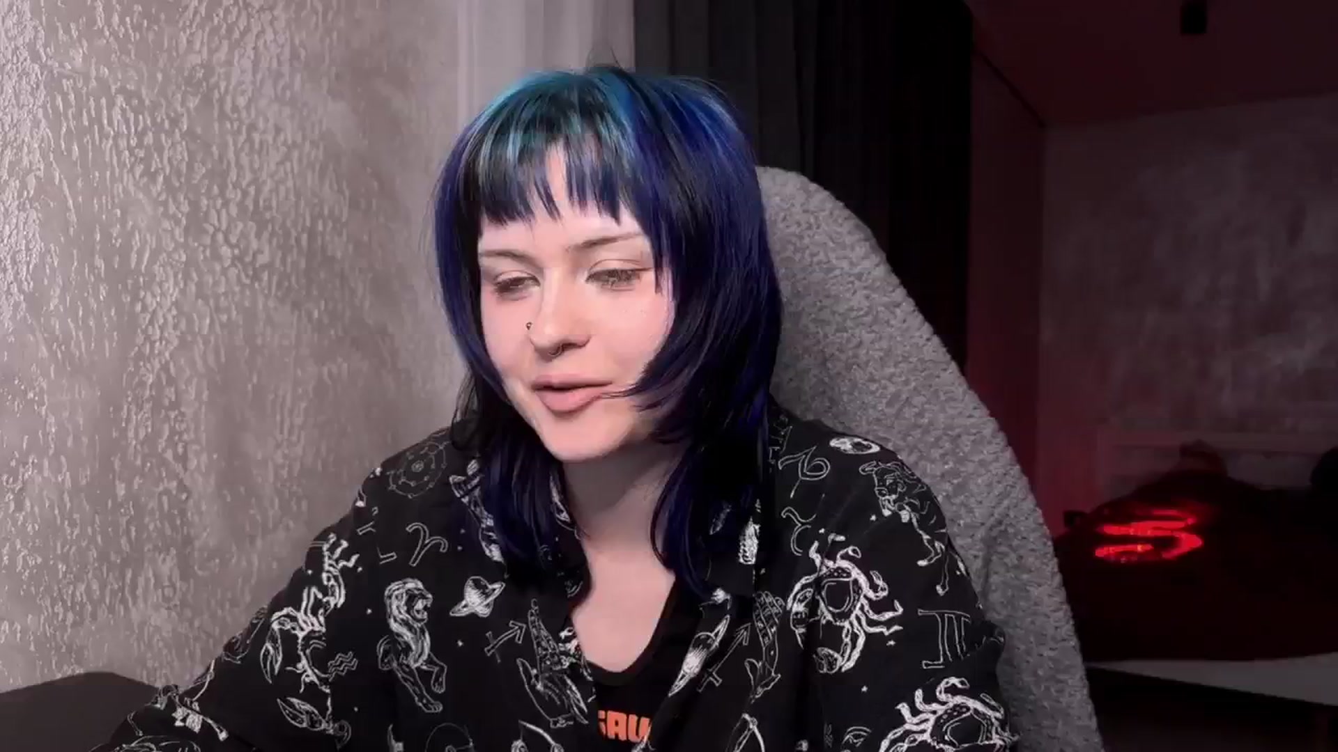 Gallery image thumbnail from AuthorityPass's myfreecams stream on, 01/18/2025, 23:26 image 6 of 20