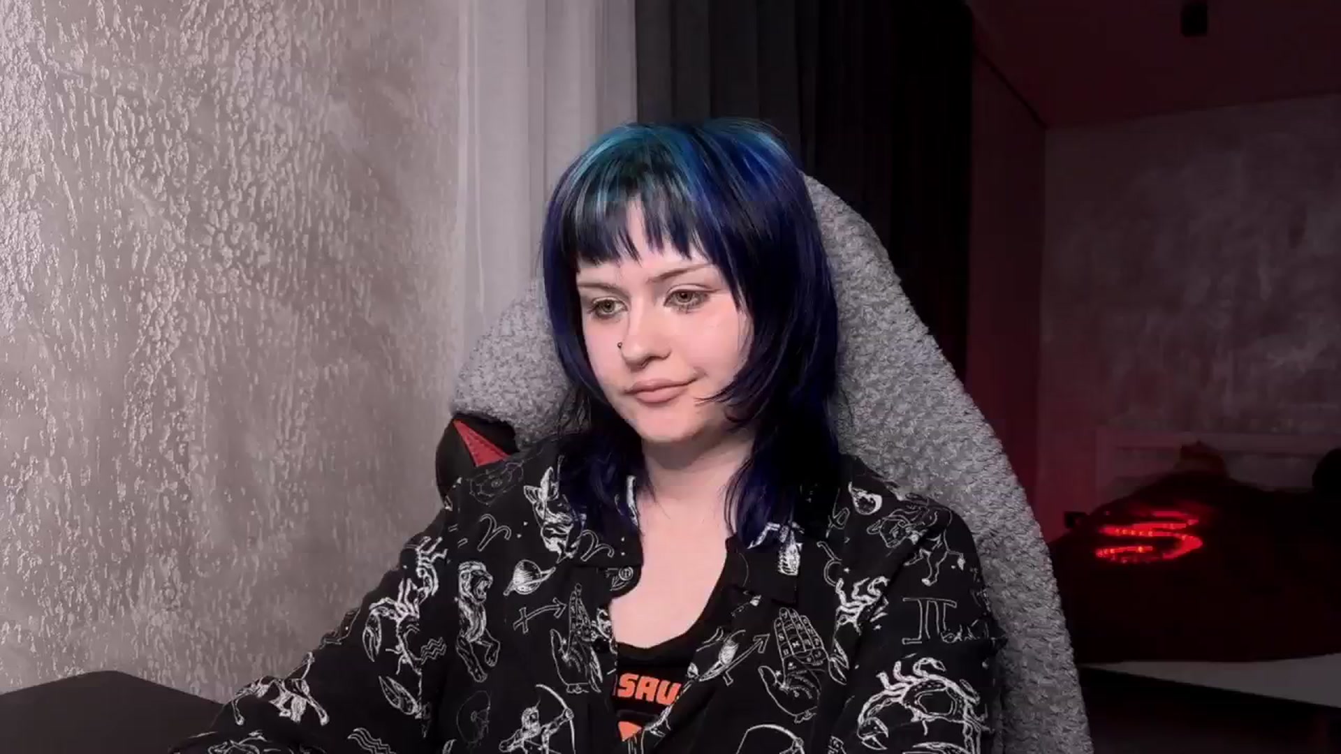 Gallery image thumbnail from AuthorityPass's myfreecams stream on, 01/18/2025, 23:26 image 1 of 20