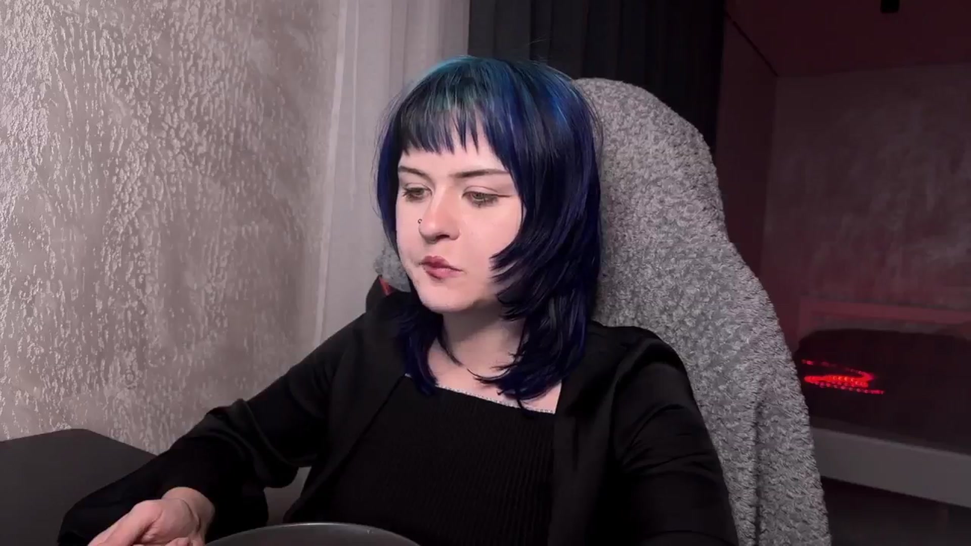 Gallery image thumbnail from AuthorityPass's myfreecams stream on, 01/19/2025, 21:17 image 15 of 20