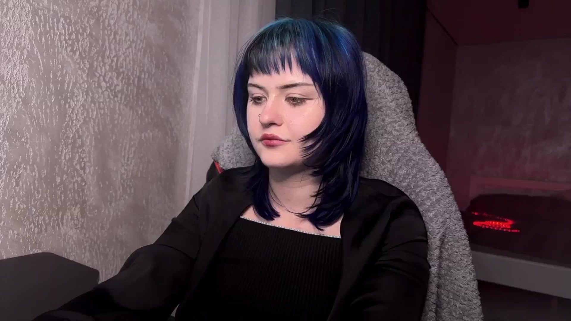Gallery image thumbnail from AuthorityPass's myfreecams stream on, 01/19/2025, 21:17 image 6 of 20