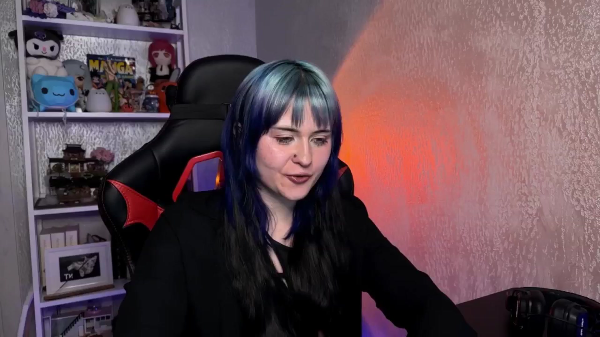 Gallery image thumbnail from AuthorityPass's myfreecams stream on, 02/16/2025, 20:30 image 16 of 20
