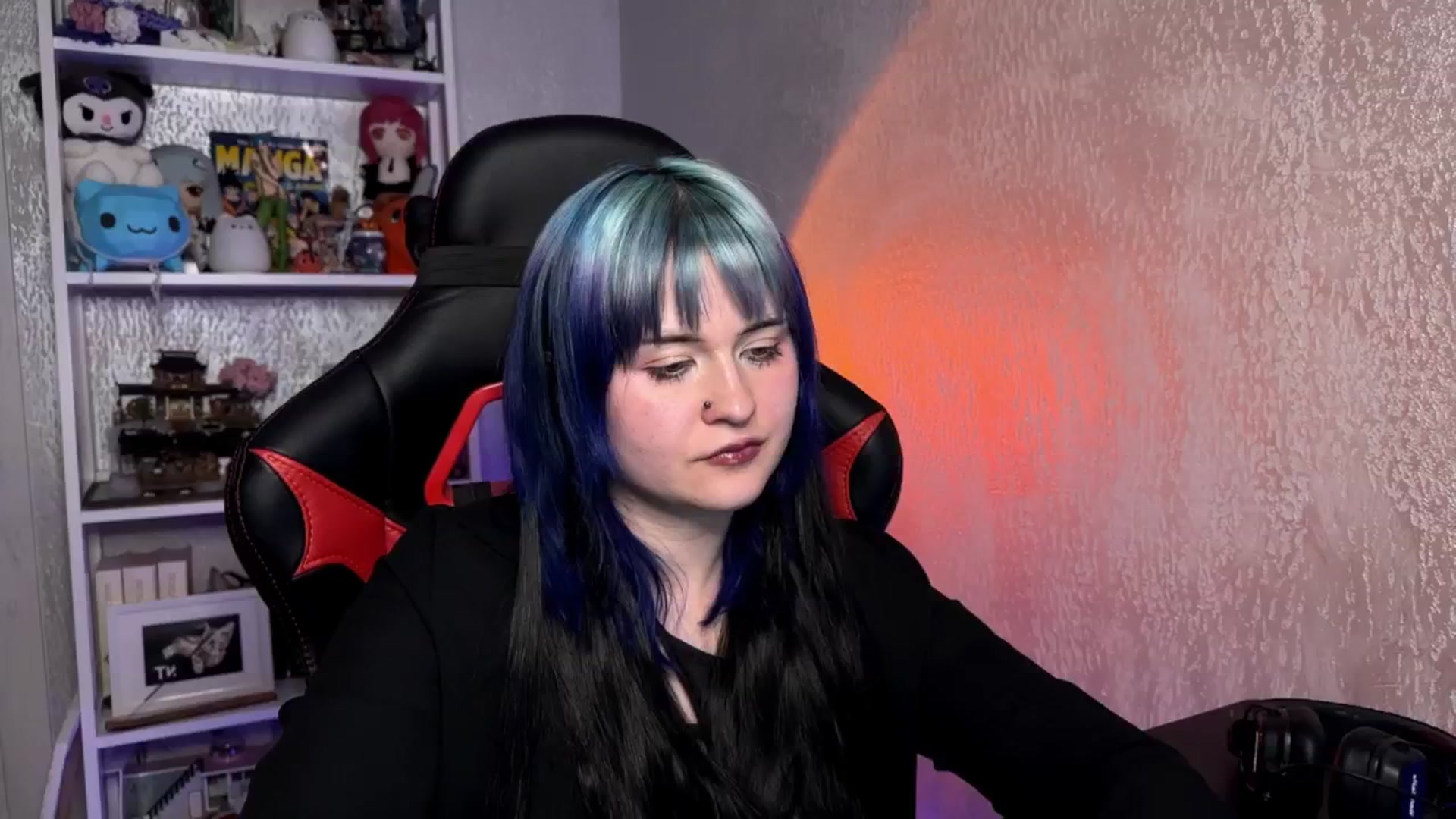 Gallery image thumbnail from AuthorityPass's myfreecams stream on, 02/16/2025, 20:30 image 8 of 20
