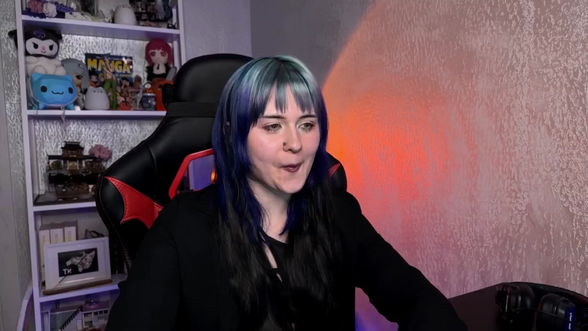 Gallery image thumbnail from AuthorityPass's myfreecams stream on, 02/16/2025, 20:30 image 17 of 20