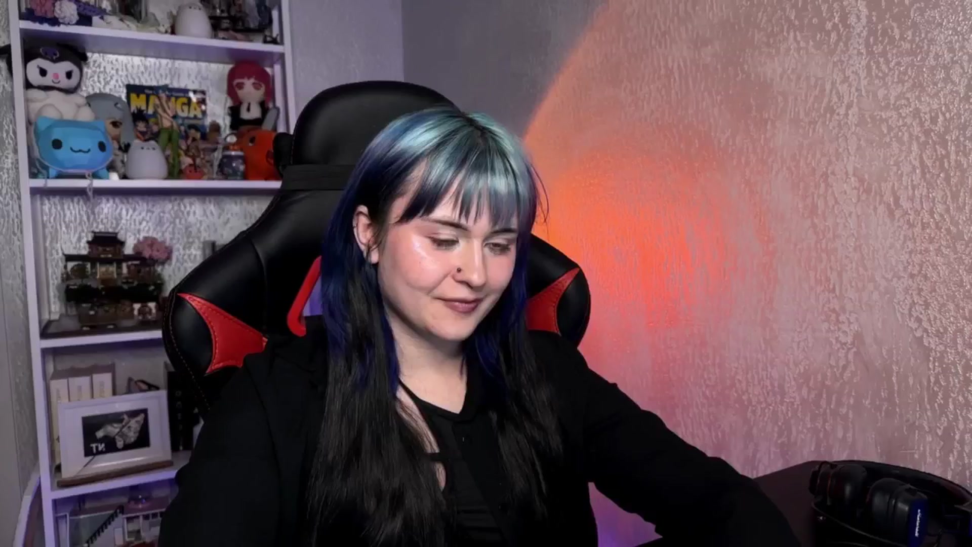 Gallery image thumbnail from AuthorityPass's myfreecams stream on, 02/16/2025, 23:05 image 7 of 20