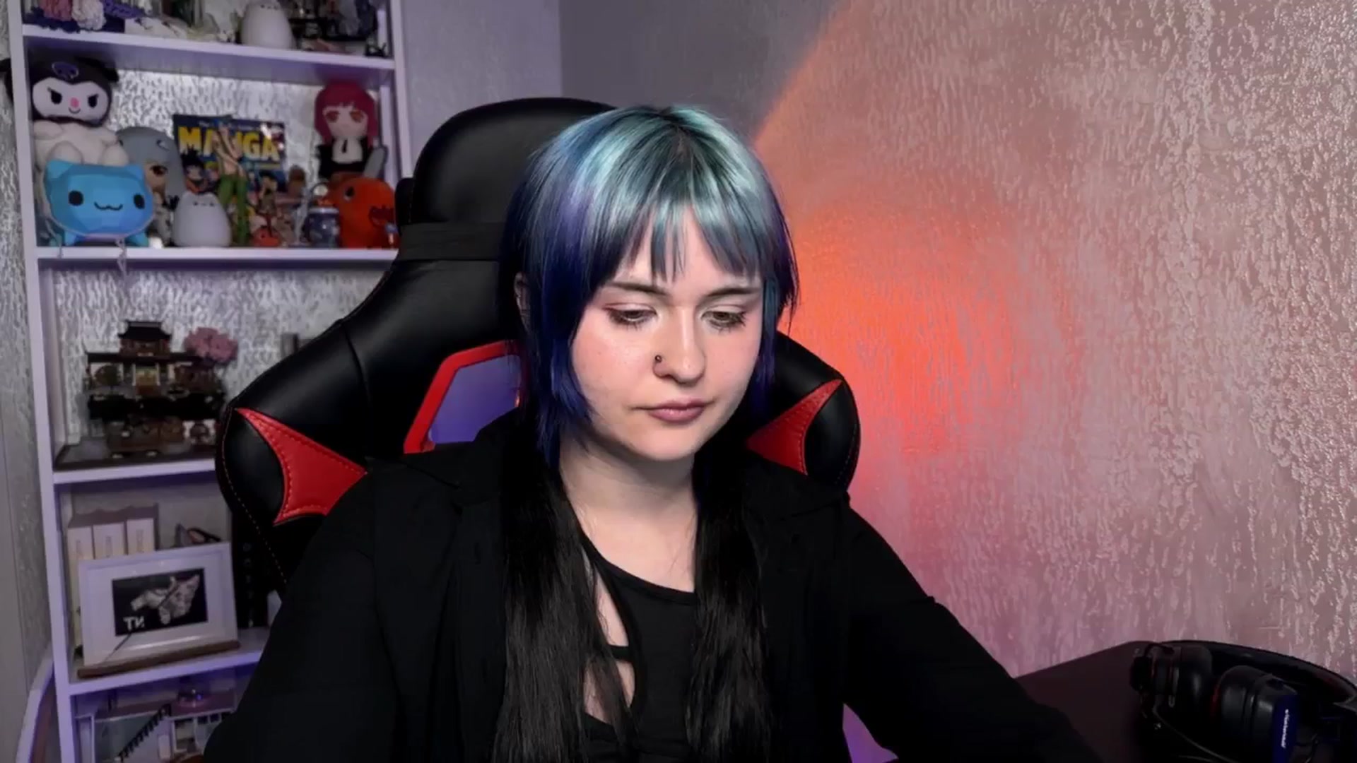 Gallery image thumbnail from AuthorityPass's myfreecams stream on, 02/16/2025, 23:05 image 13 of 20