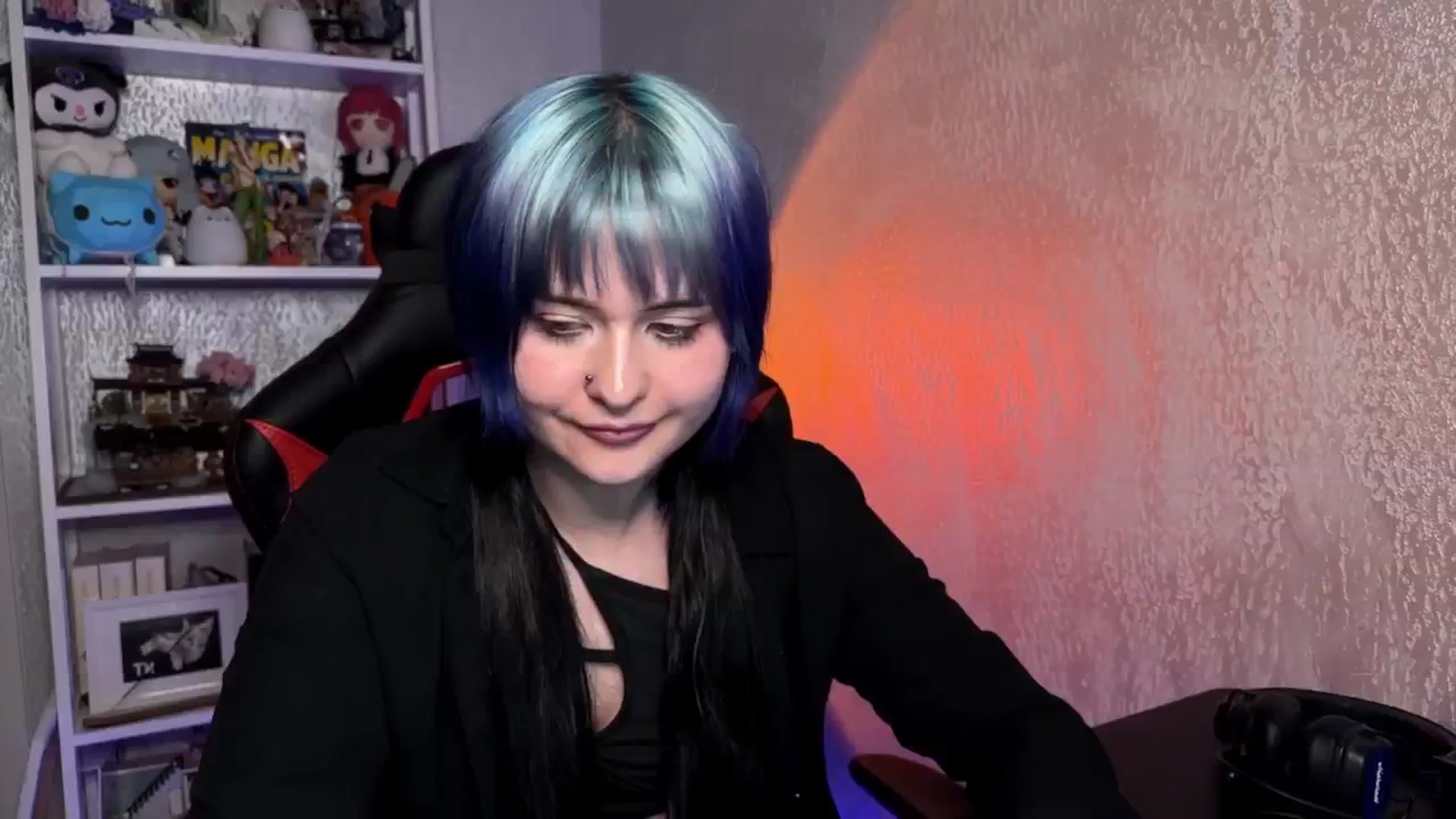 Gallery image thumbnail from AuthorityPass's myfreecams stream on, 02/16/2025, 23:05 image 10 of 20