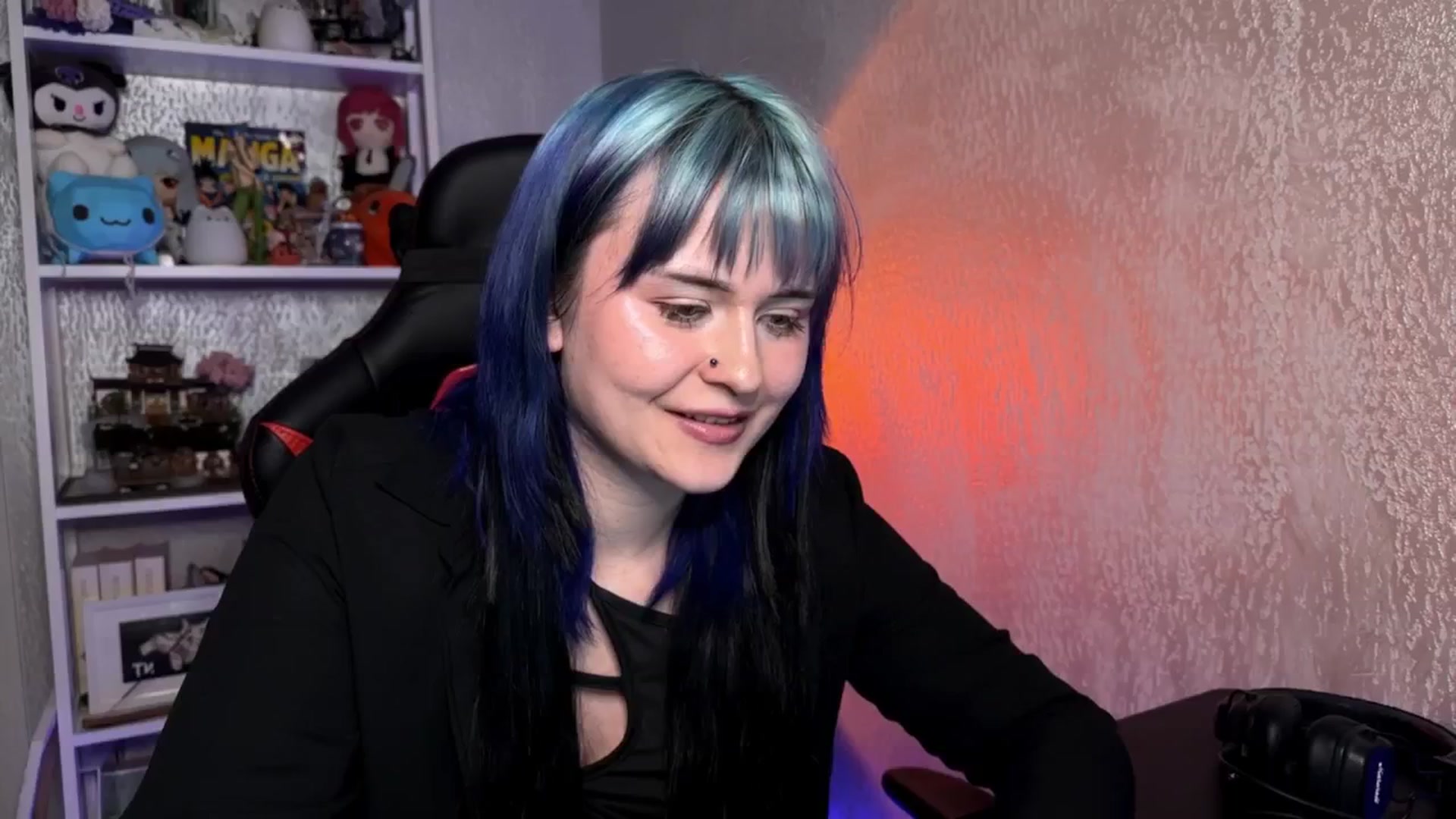 Gallery image thumbnail from AuthorityPass's myfreecams stream on, 02/16/2025, 23:05 image 9 of 20
