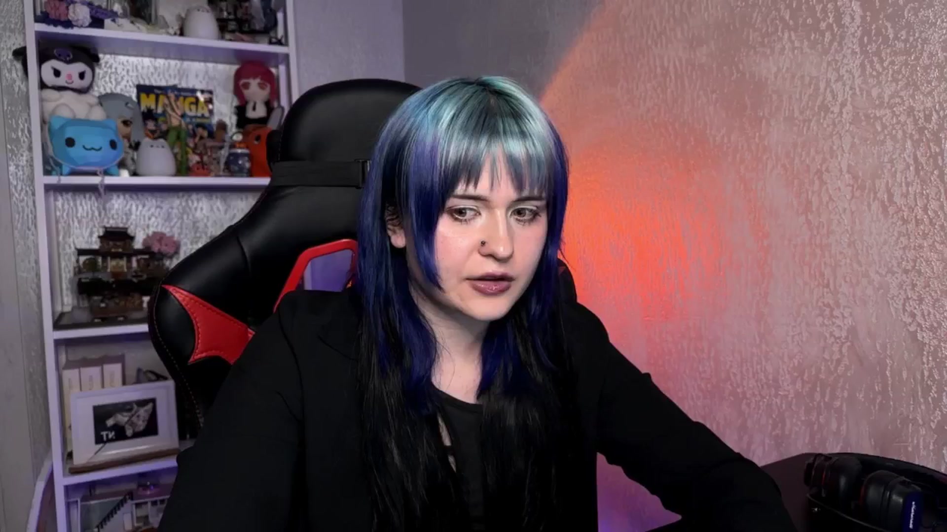Gallery image thumbnail from AuthorityPass's myfreecams stream on, 02/16/2025, 23:05 image 3 of 20