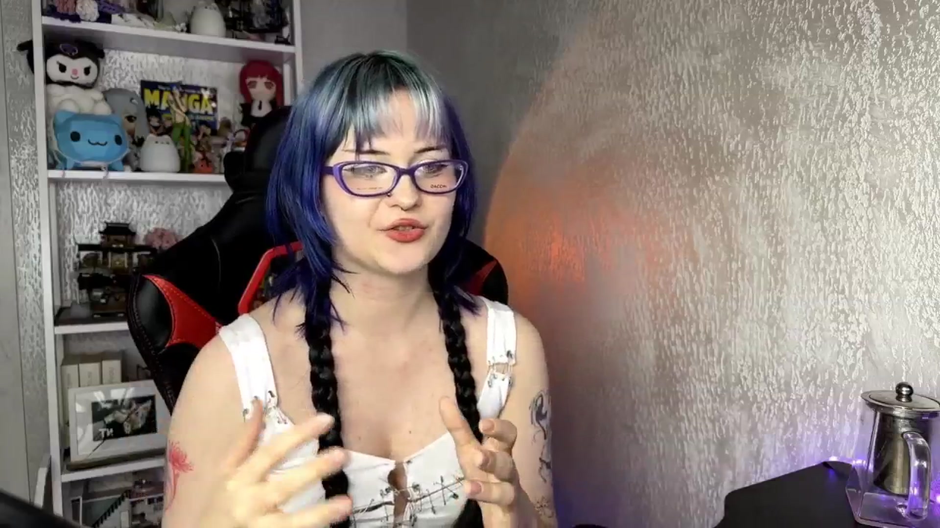 Gallery image thumbnail from AuthorityPass's myfreecams stream on, 02/28/2025, 01:07 image 20 of 20
