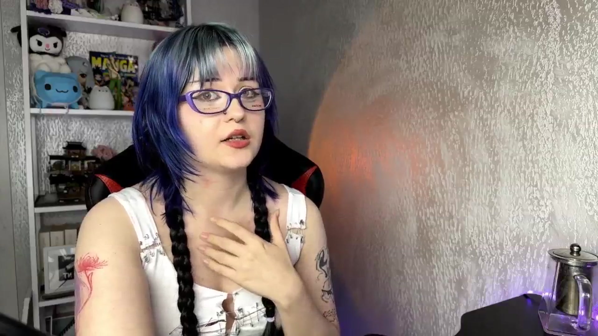 Gallery image thumbnail from AuthorityPass's myfreecams stream on, 02/28/2025, 01:07 image 16 of 20