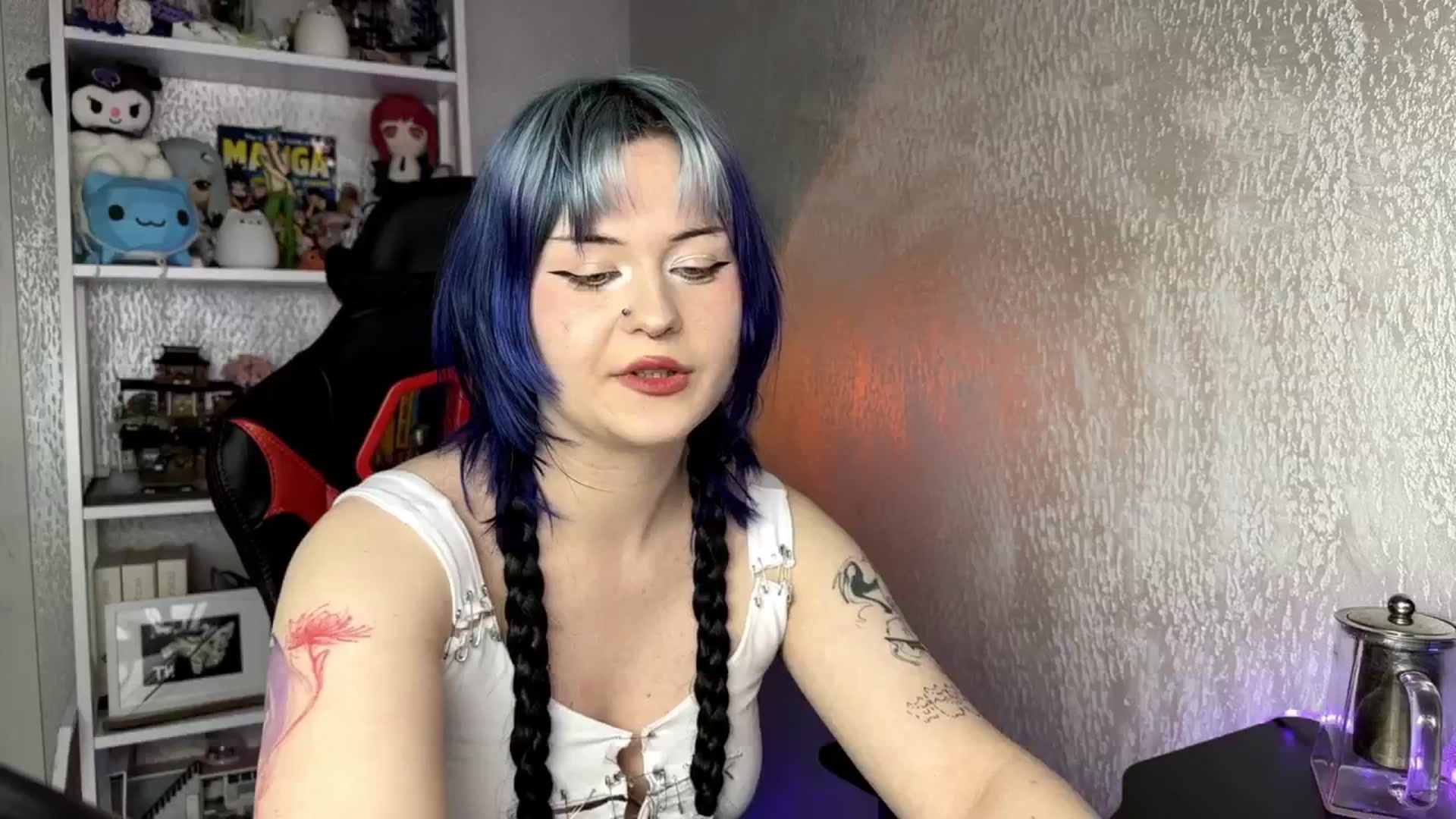 Gallery image thumbnail from AuthorityPass's myfreecams stream on, 02/28/2025, 01:07 image 5 of 20