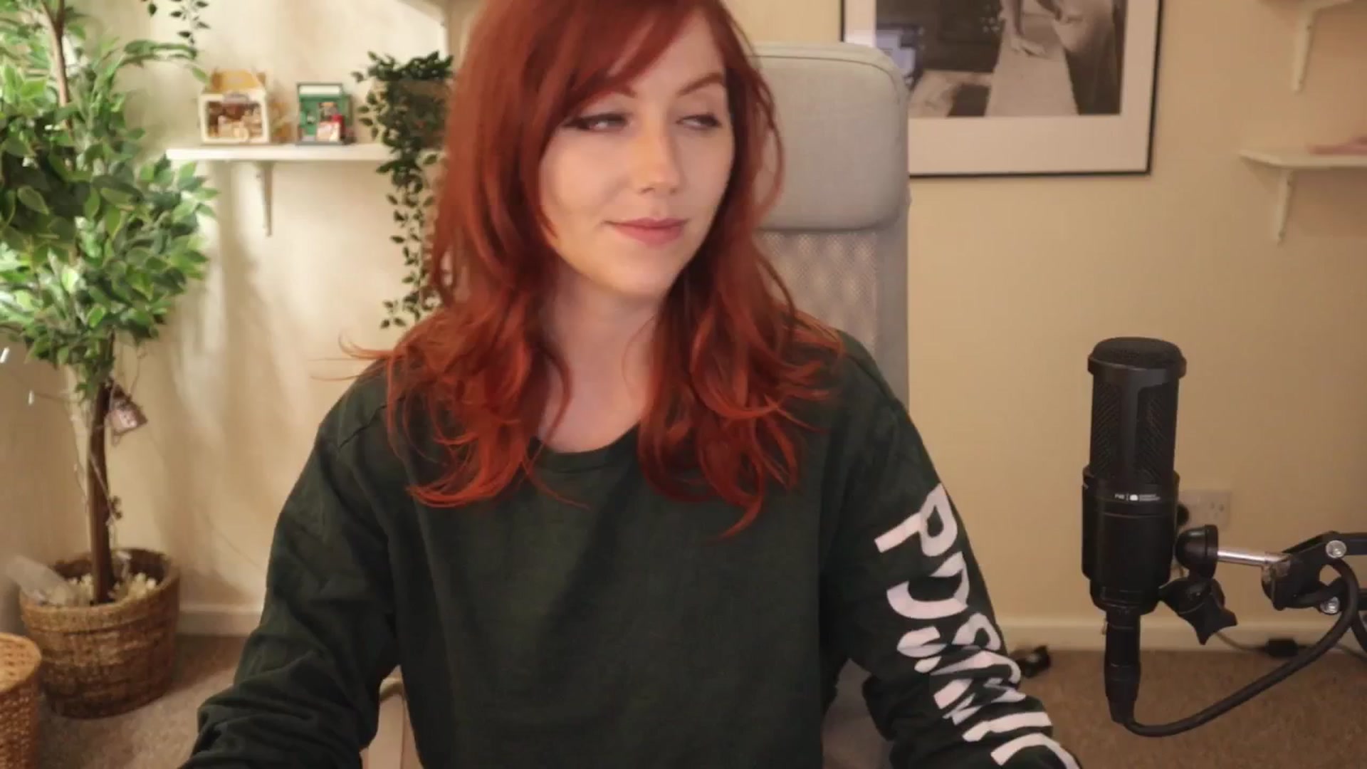 Gallery image thumbnail from AutomicBlue's myfreecams stream on, 04/23/2026, 11:57 image 2 of 20