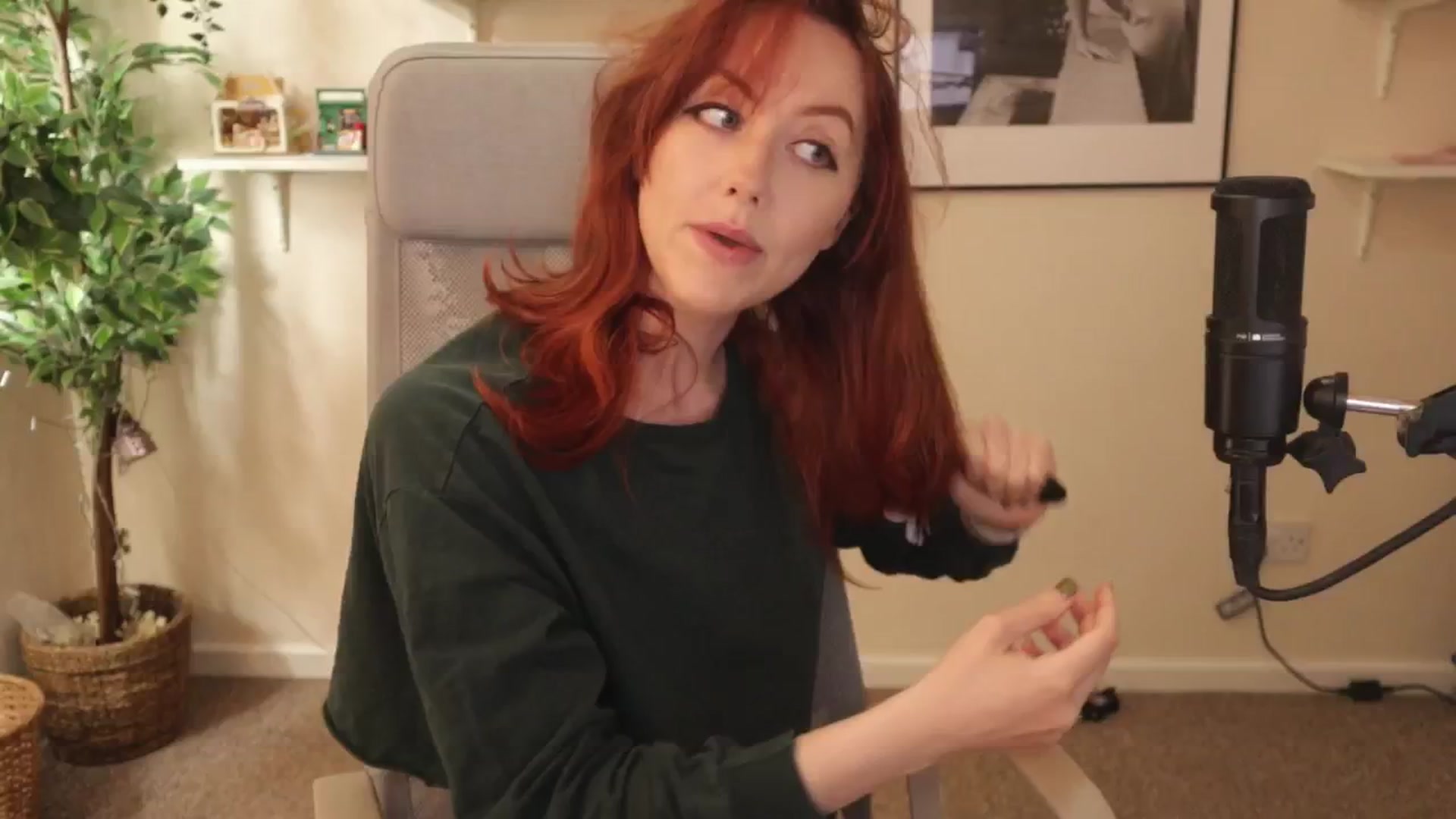 Gallery image thumbnail from AutomicBlue's myfreecams stream on, 04/23/2026, 11:57 image 4 of 20