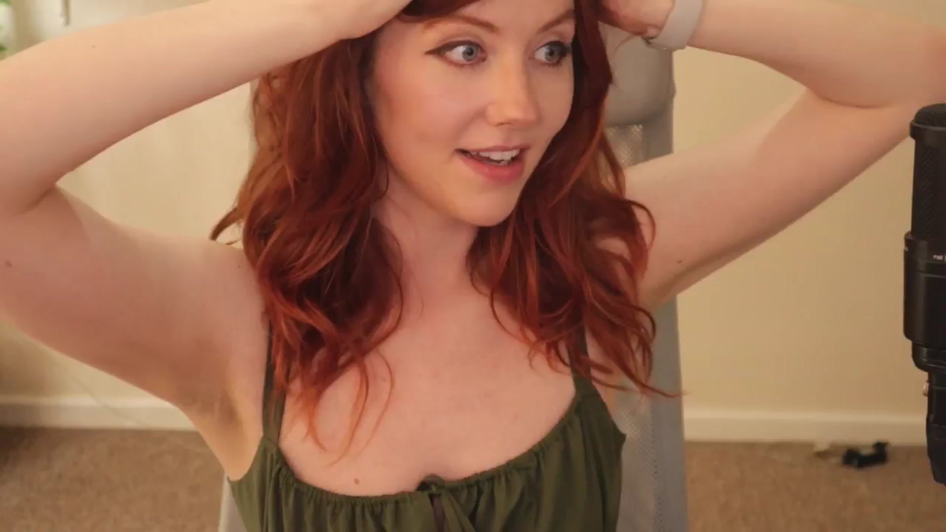Gallery image thumbnail from AutomicBlue's myfreecams stream on, 04/28/2026, 13:25 image 1 of 20