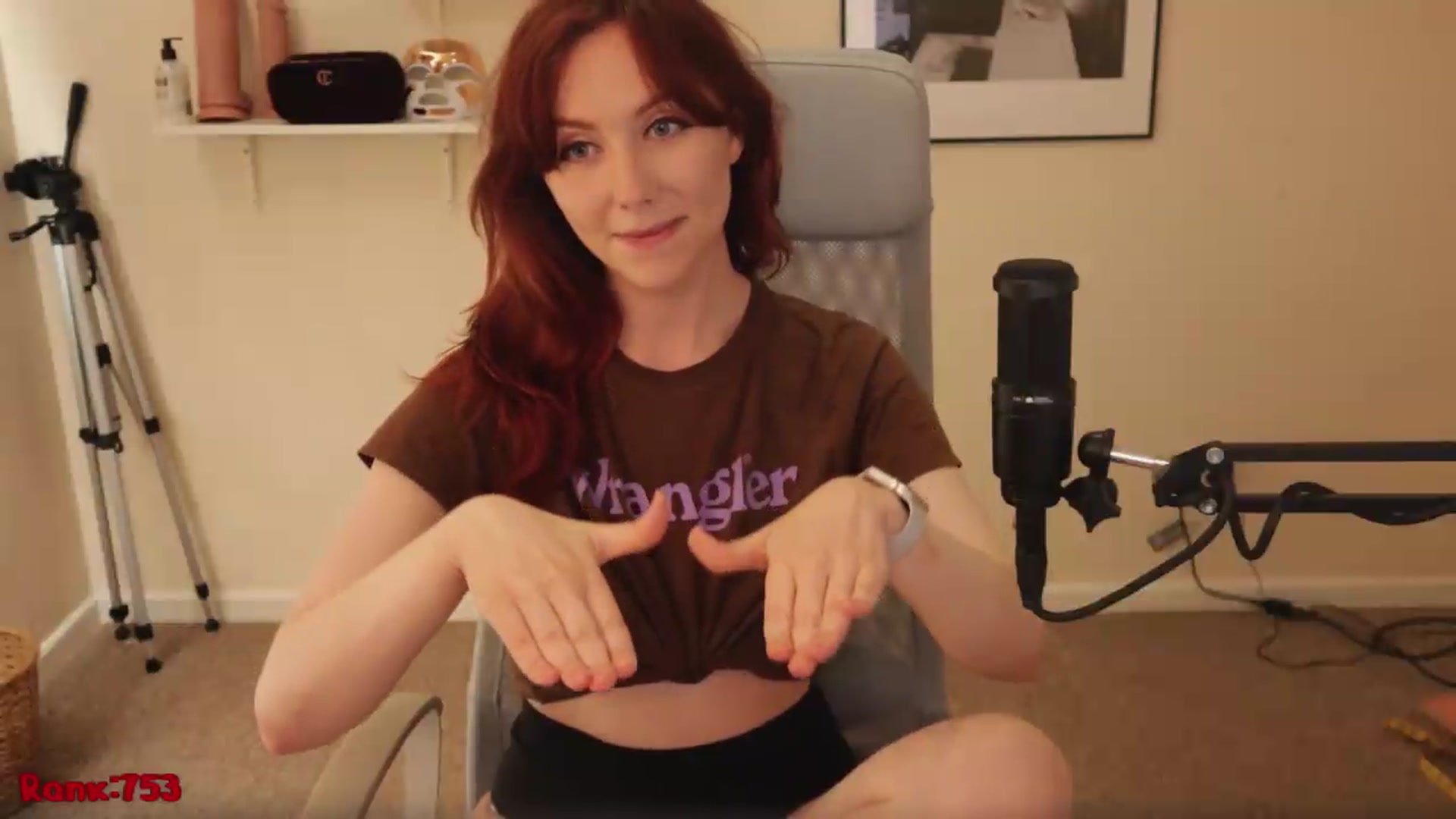 Gallery image thumbnail from AutomicBlue's myfreecams stream on, 05/06/2026, 11:44 image 7 of 20