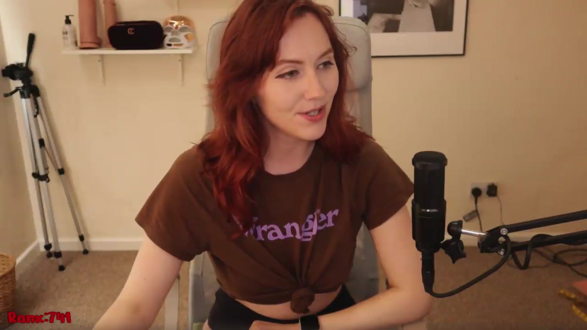 Gallery image thumbnail from AutomicBlue's myfreecams stream on, 05/06/2026, 11:44 image 17 of 20