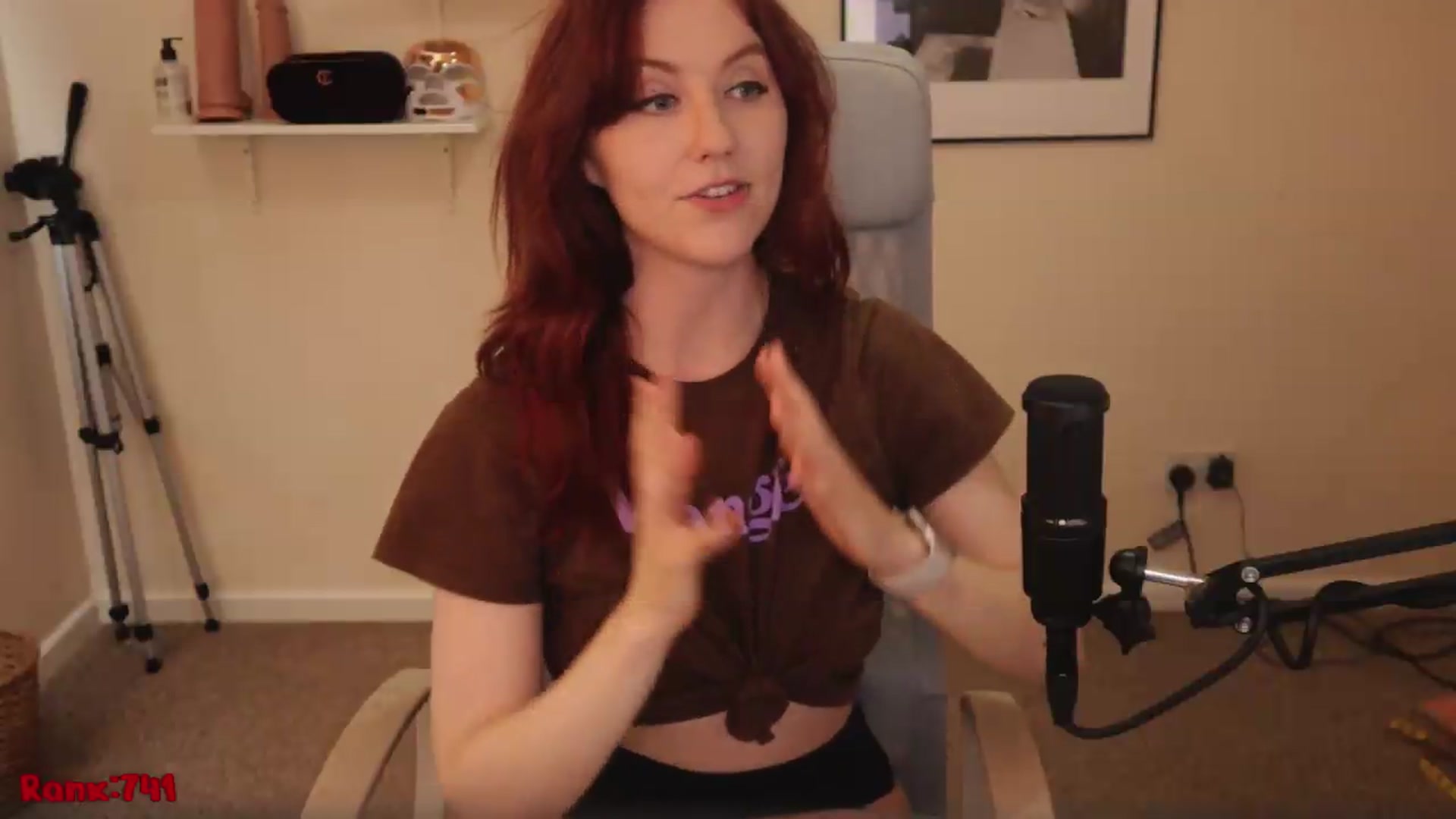 Gallery image thumbnail from AutomicBlue's myfreecams stream on, 05/06/2026, 11:44 image 16 of 20