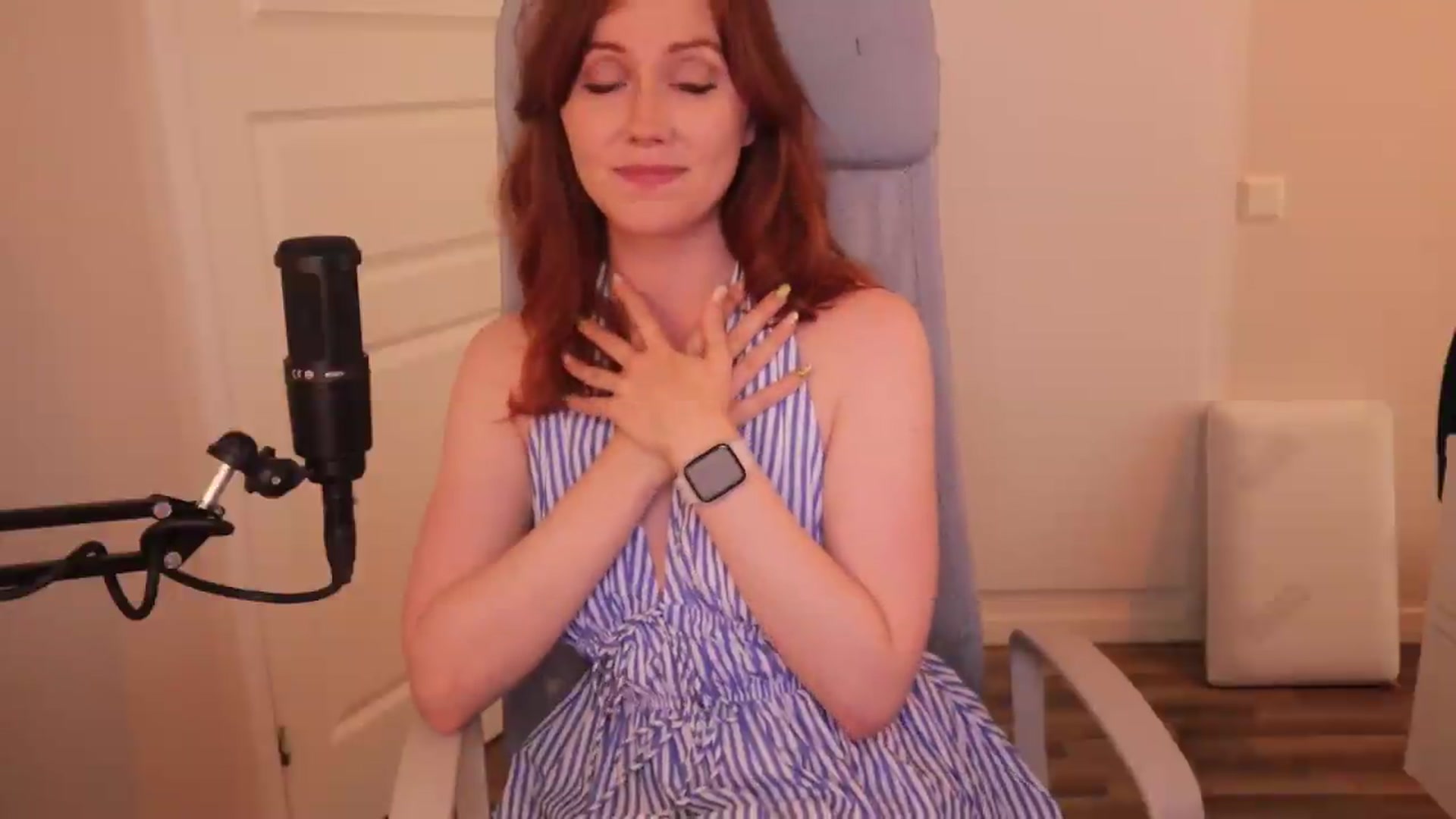 Gallery image thumbnail from AutomicBlue's myfreecams stream on, 06/24/2026, 14:07 image 11 of 20