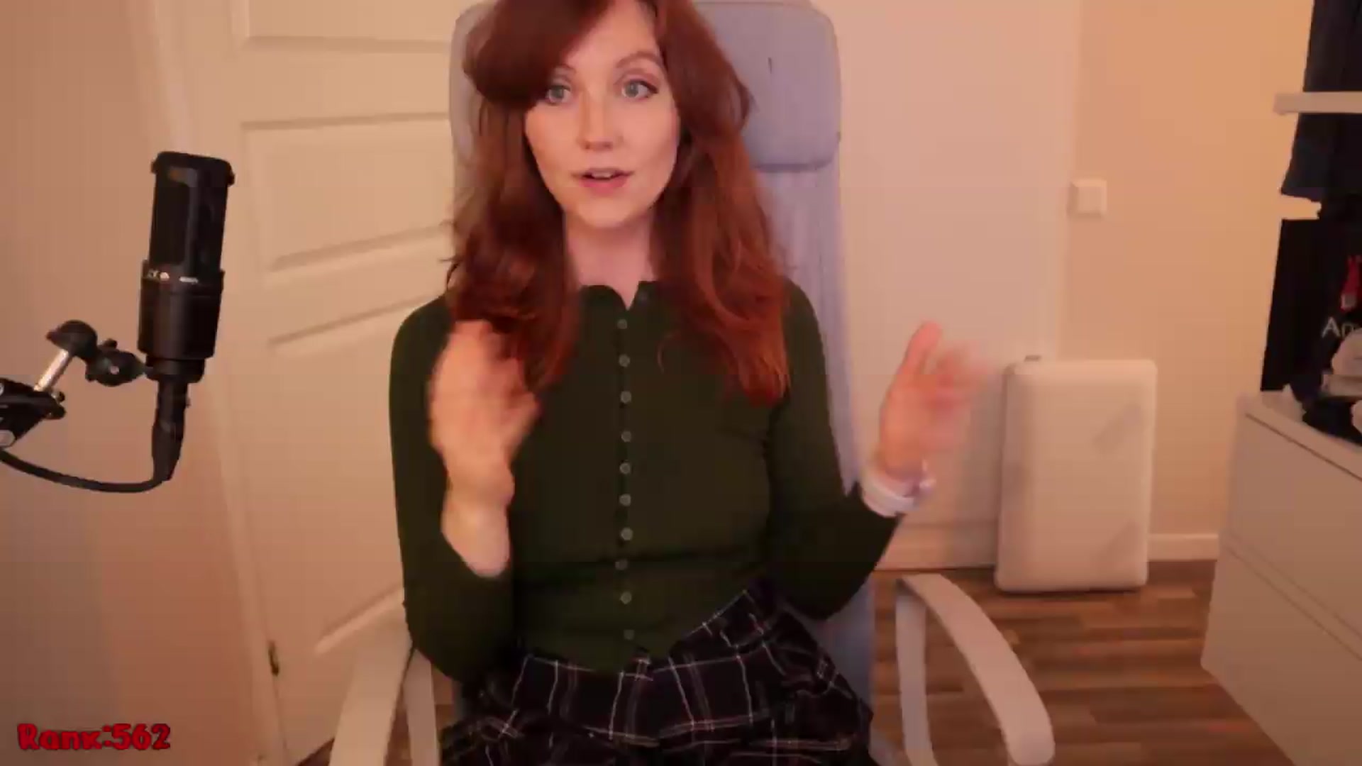 Gallery image thumbnail from AutomicBlue's myfreecams stream on, 07/08/2026, 12:36 image 9 of 20