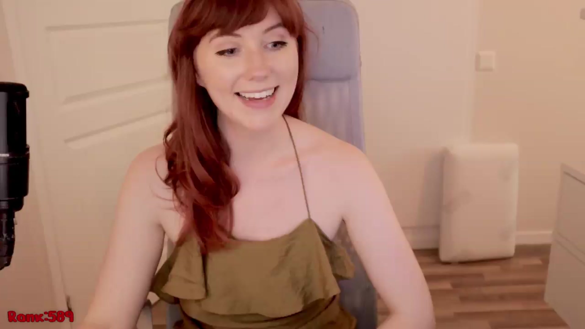 Gallery image thumbnail from AutomicBlue's myfreecams stream on, 07/27/2026, 15:00 image 17 of 20