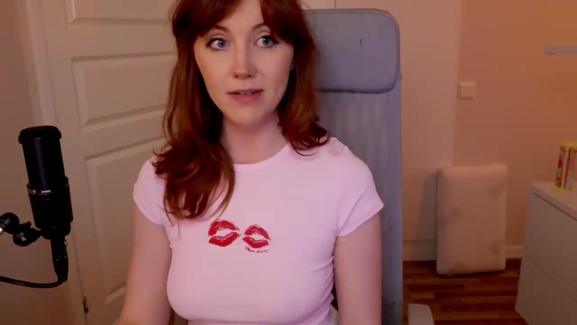 Gallery image thumbnail from AutomicBlue's myfreecams stream on, 08/17/2026, 12:55 image 11 of 20