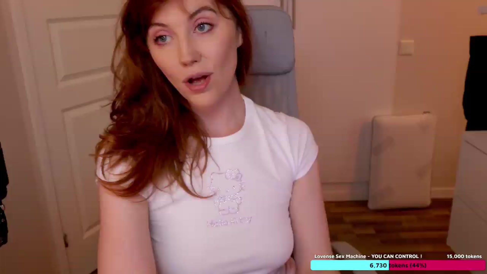 Gallery image thumbnail from AutomicBlue's myfreecams stream on, 08/19/2026, 14:31 image 5 of 20