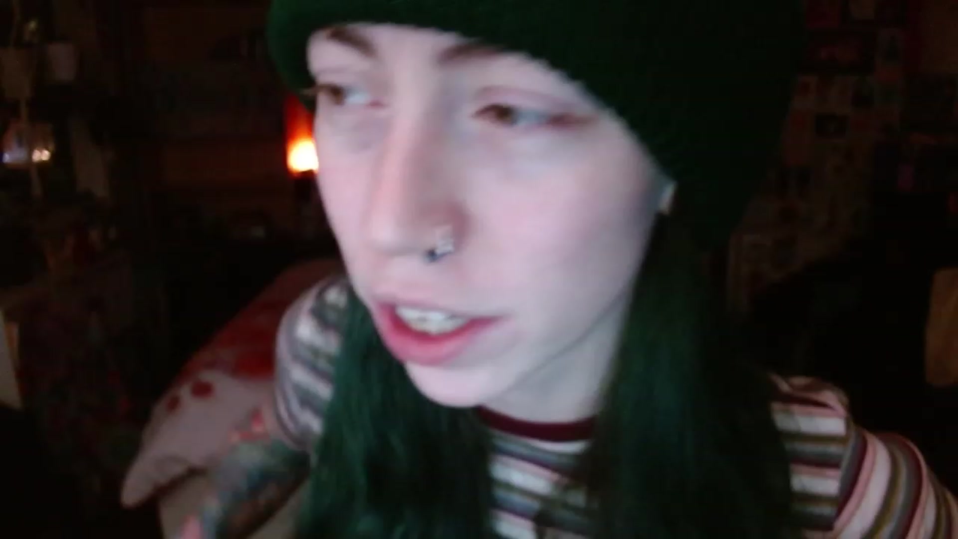 Gallery image thumbnail from AutumnCitrine's myfreecams stream on, 01/08/2023, 03:08 image 4 of 20