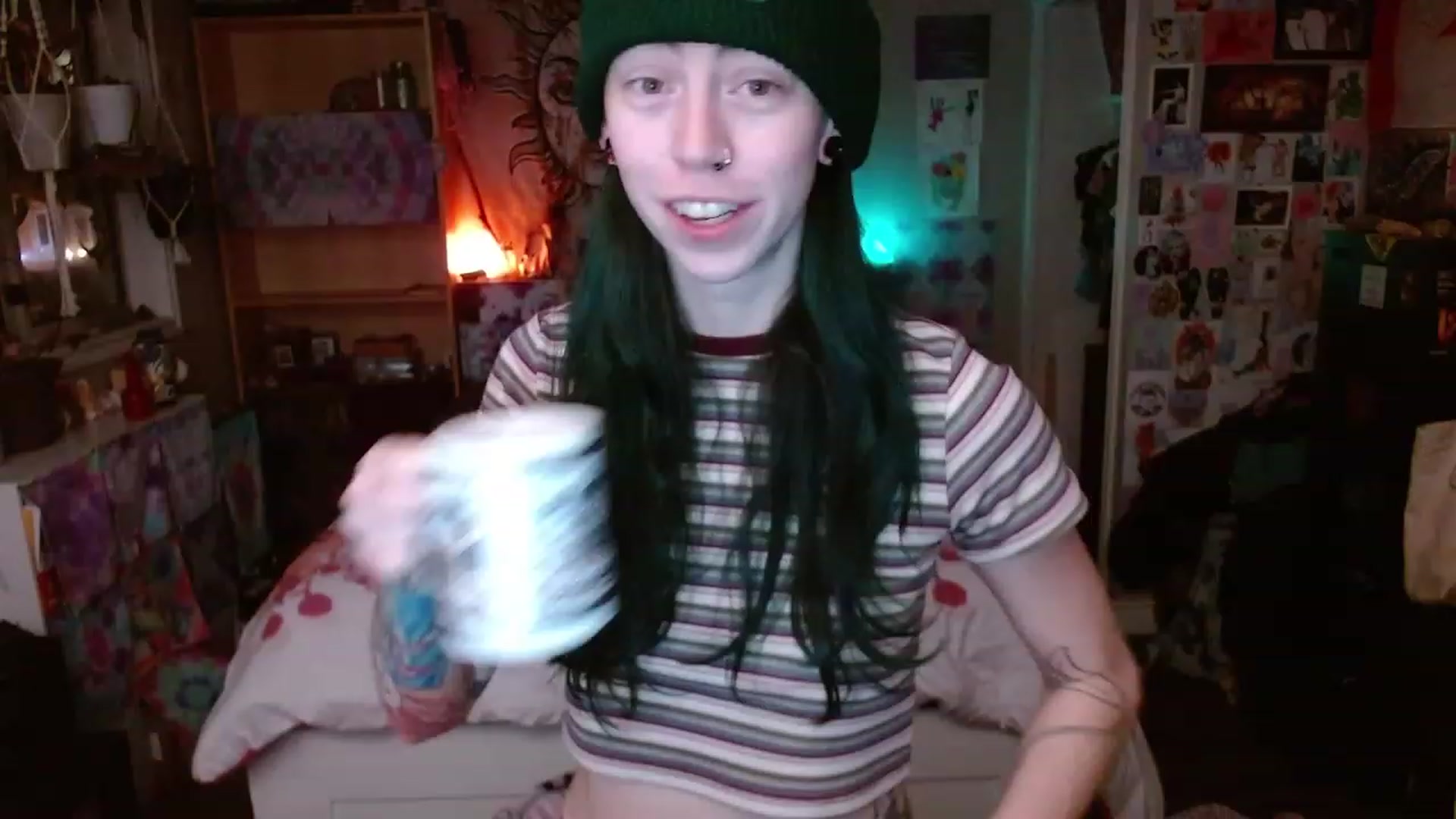 Gallery image thumbnail from AutumnCitrine's myfreecams stream on, 01/08/2023, 03:08 image 7 of 20