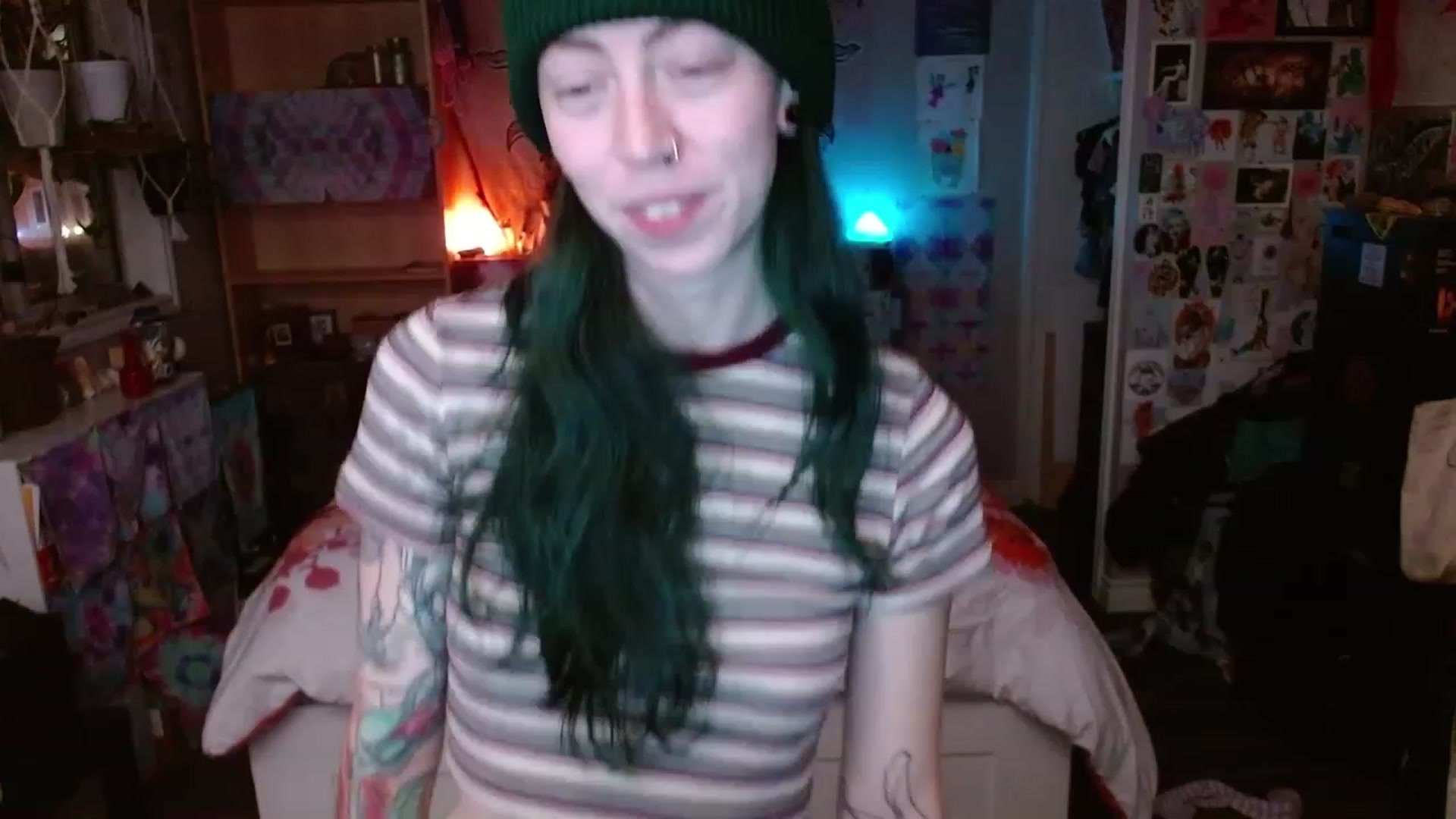Gallery image thumbnail from AutumnCitrine's myfreecams stream on, 01/08/2023, 03:08 image 13 of 20