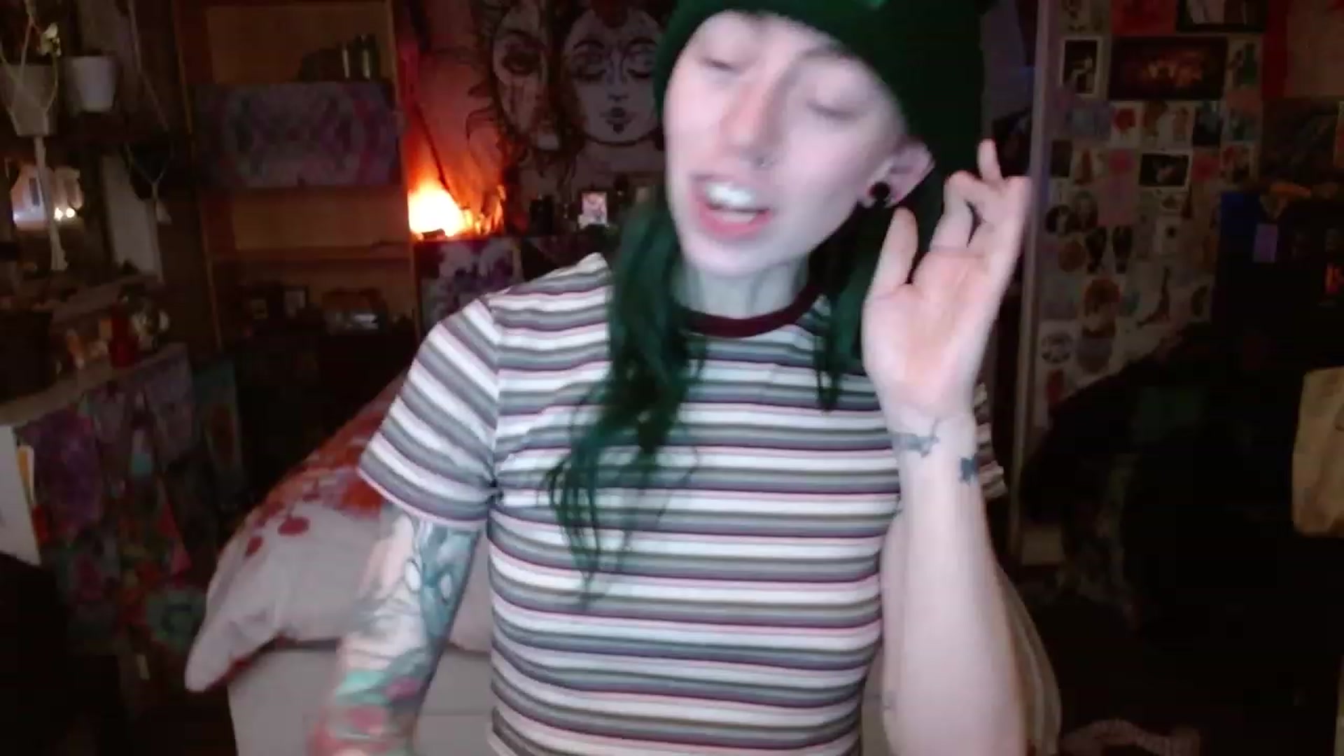 Gallery image thumbnail from AutumnCitrine's myfreecams stream on, 01/08/2023, 03:08 image 19 of 20
