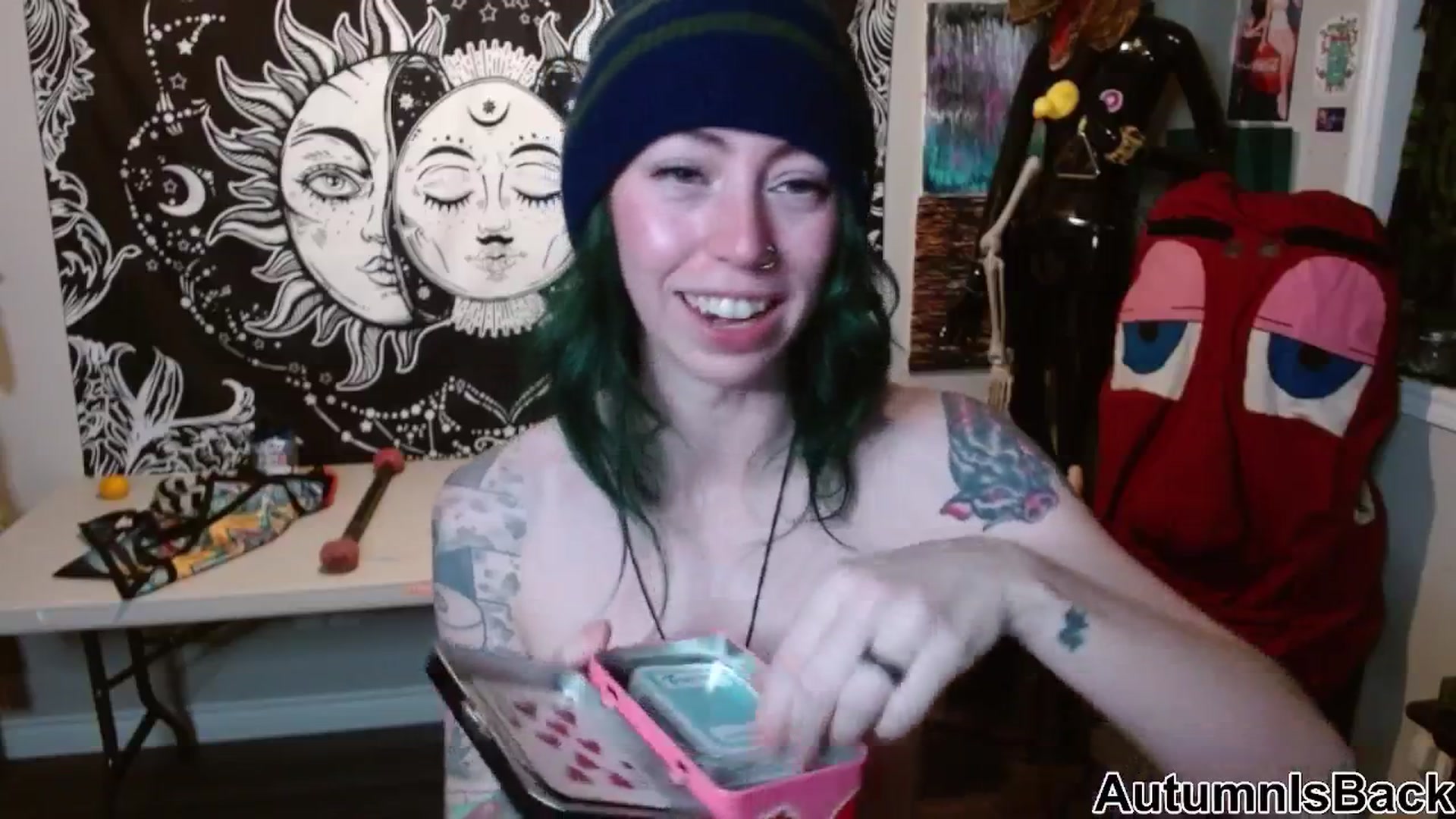 Gallery image thumbnail from AutumnIsBack's myfreecams stream on, 12/13/2025, 05:07 image 10 of 20