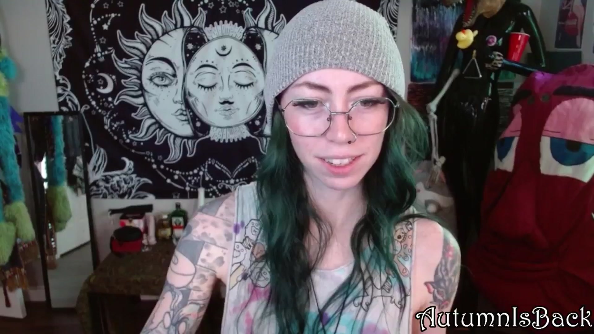 Gallery image thumbnail from AutumnIsBack's myfreecams stream on, 02/25/2026, 24:17 image 16 of 20
