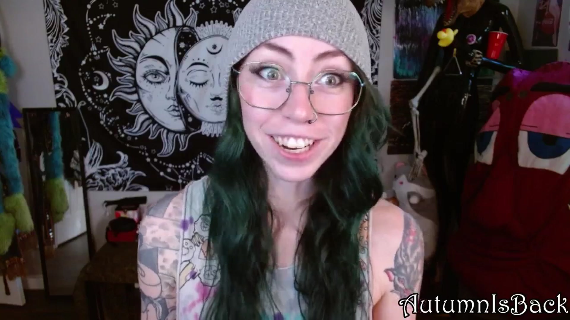 Gallery image thumbnail from AutumnIsBack's myfreecams stream on, 02/25/2026, 24:17 image 6 of 20