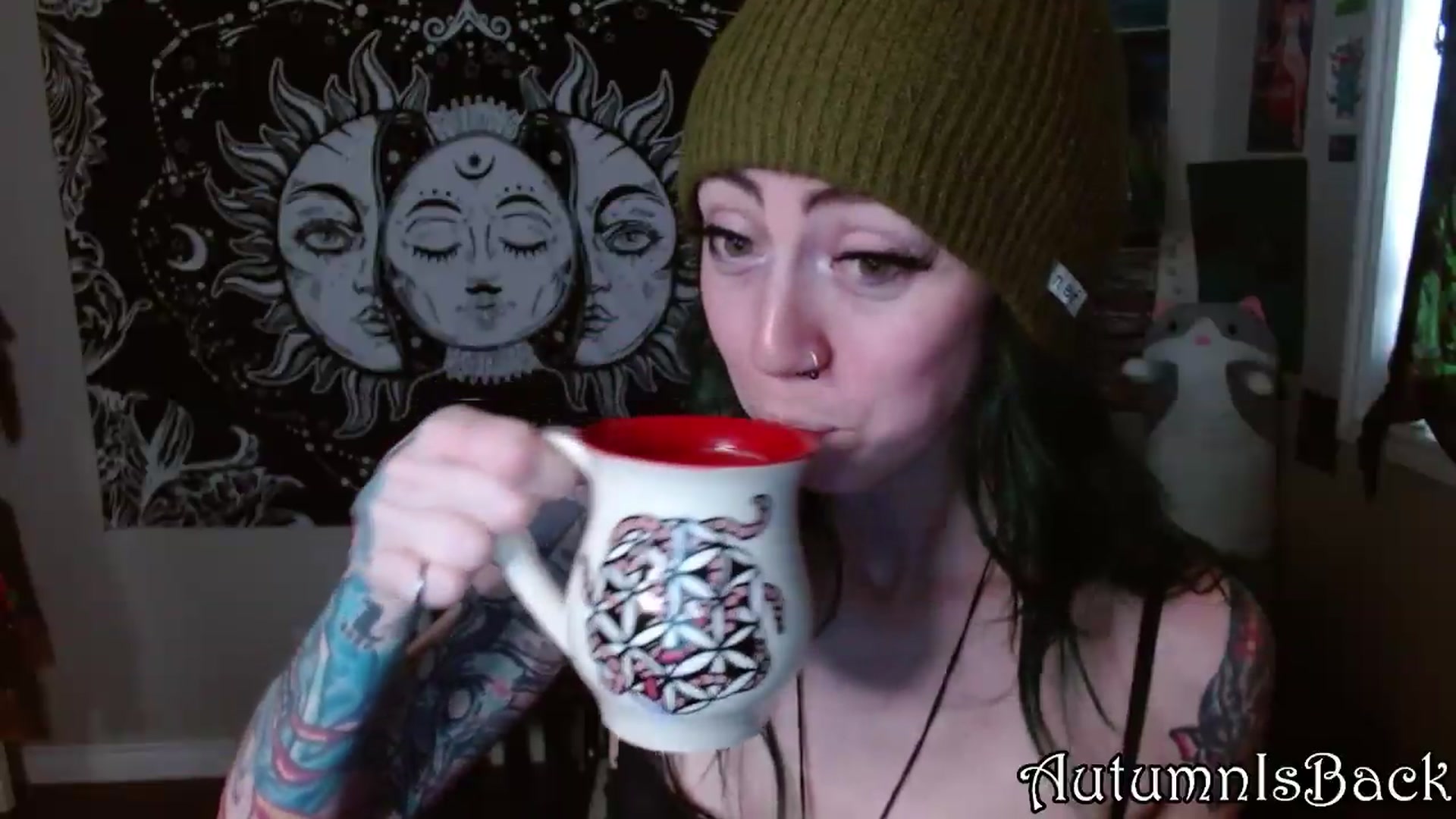 Gallery image thumbnail from AutumnIsBack's myfreecams stream on, 04/25/2026, 04:07 image 8 of 20
