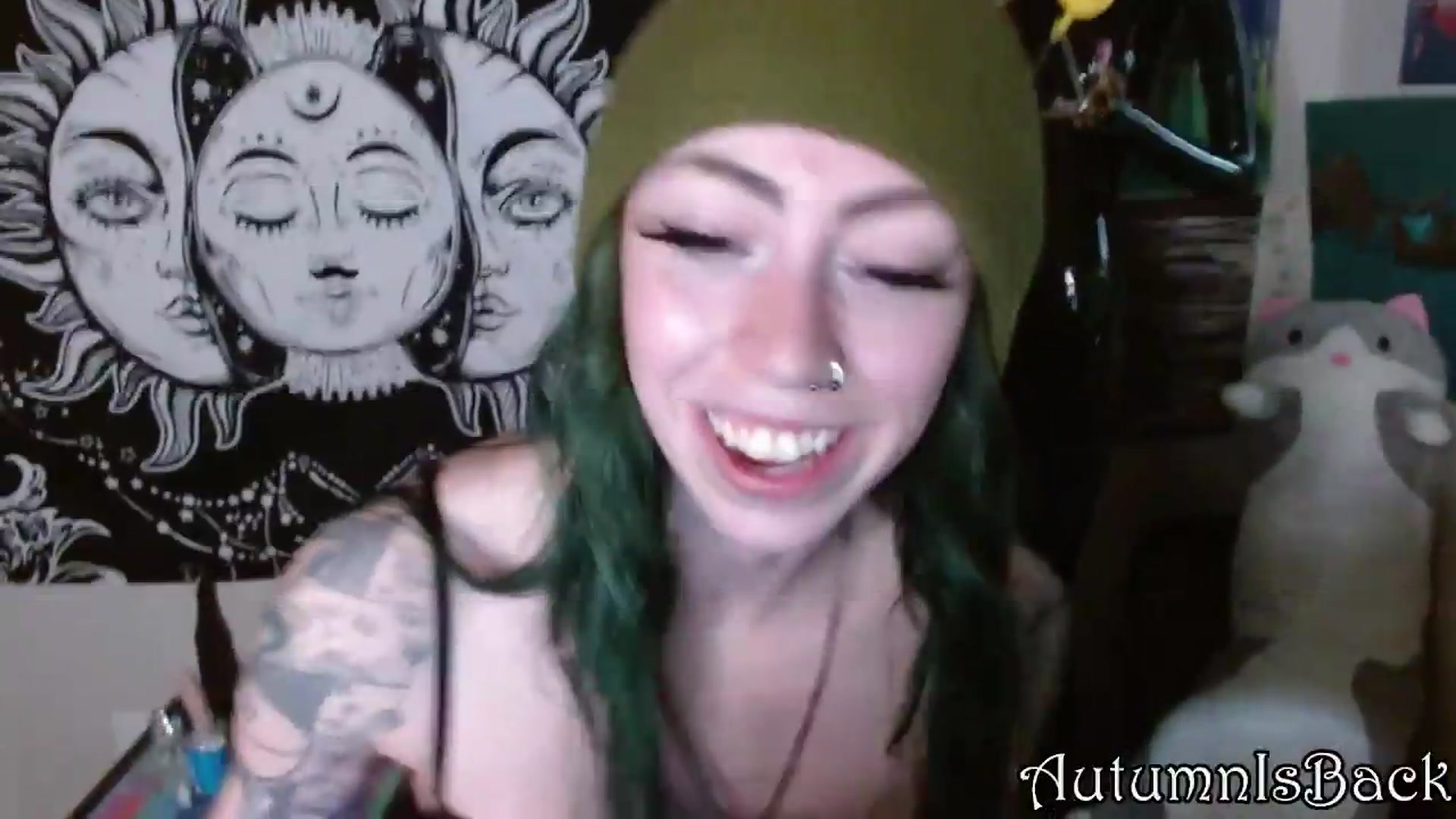 Gallery image thumbnail from AutumnIsBack's myfreecams stream on, 04/25/2026, 04:07 image 11 of 20