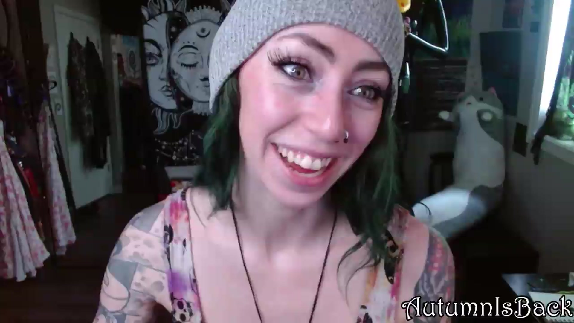 Gallery image thumbnail from AutumnIsBack's myfreecams stream on, 04/29/2026, 22:48 image 8 of 20