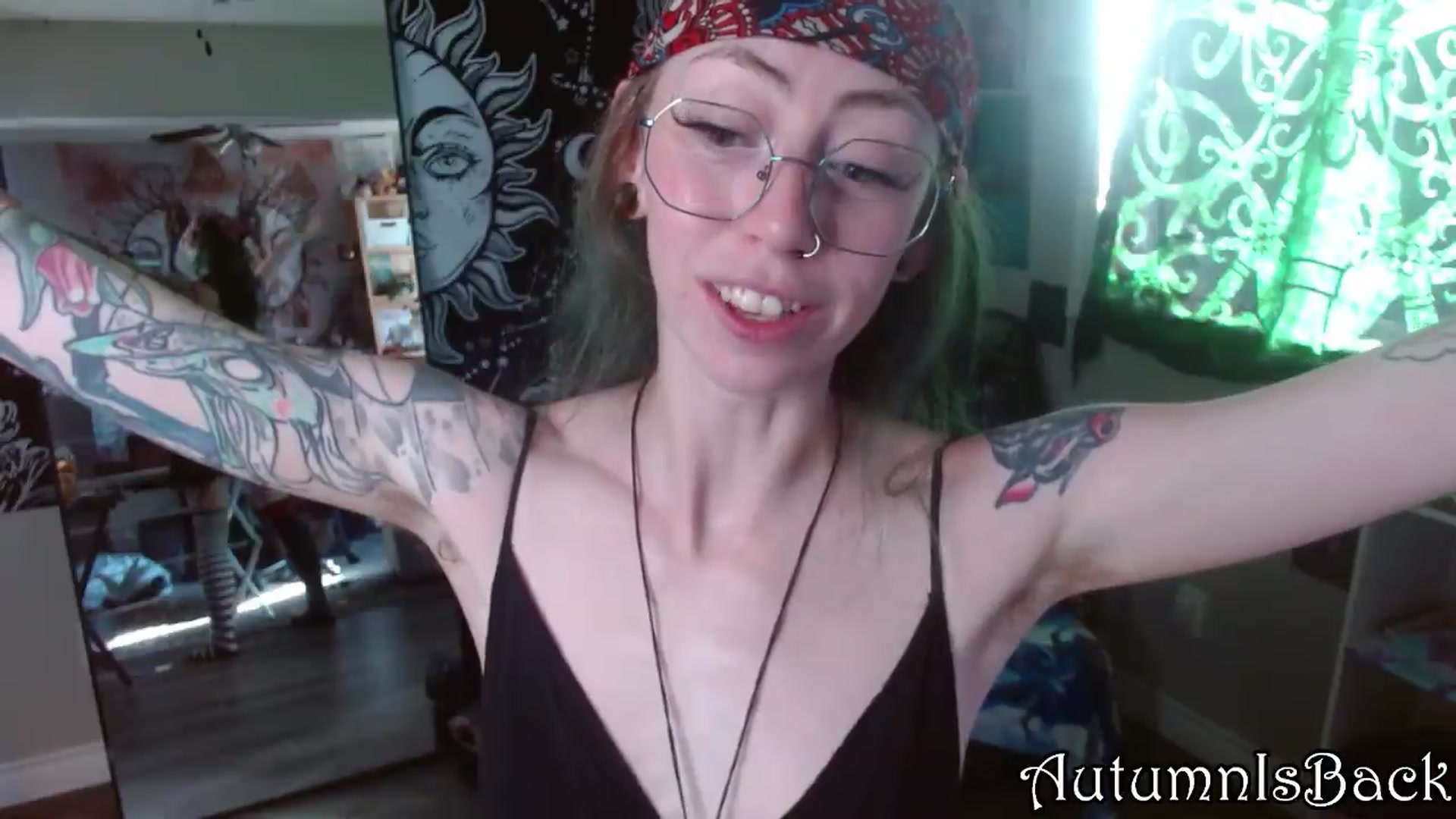 Gallery image thumbnail from AutumnIsBack's myfreecams stream on, 07/16/2026, 03:19 image 3 of 20