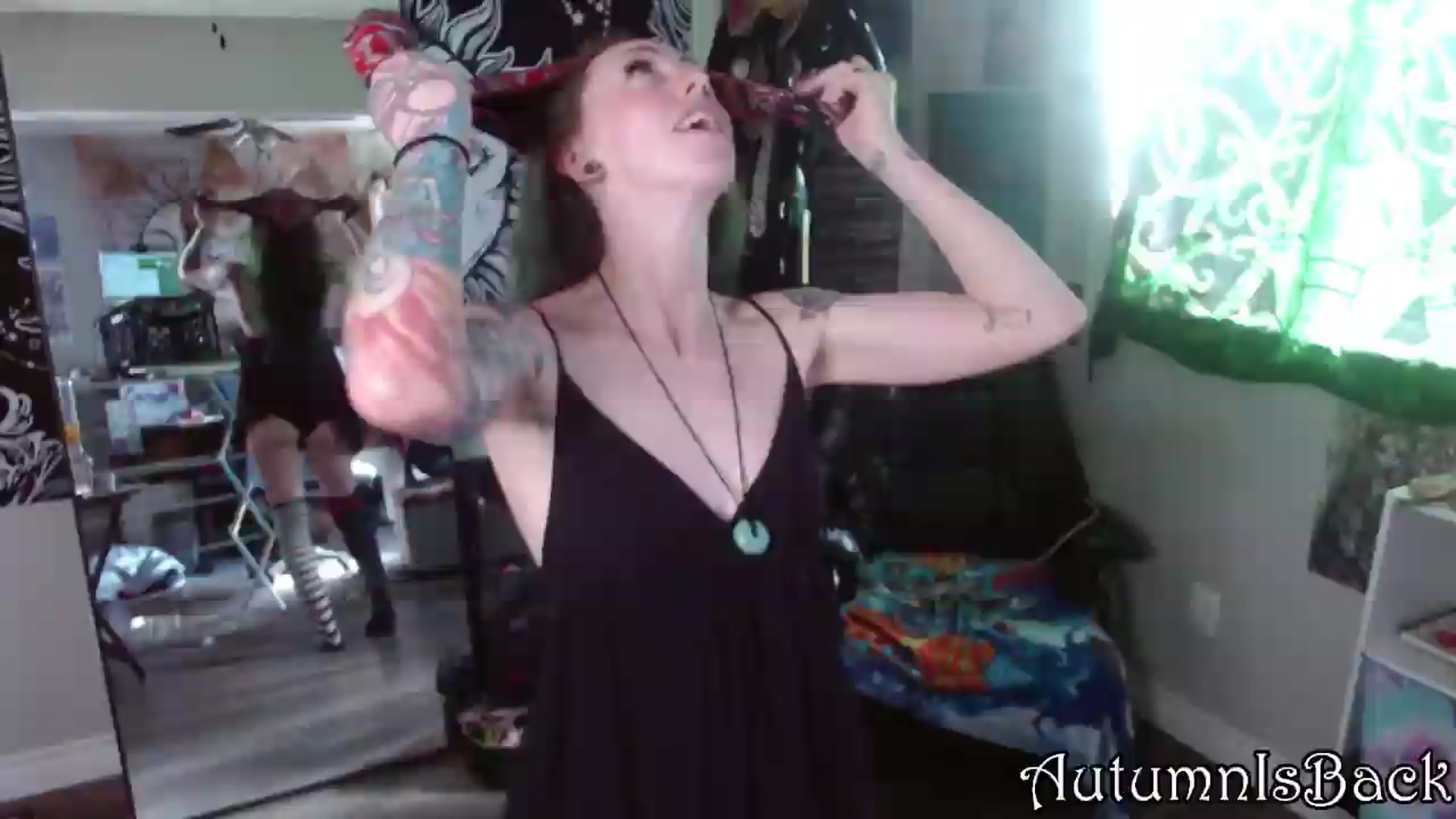 Gallery image thumbnail from AutumnIsBack's myfreecams stream on, 07/16/2026, 03:19 image 1 of 20