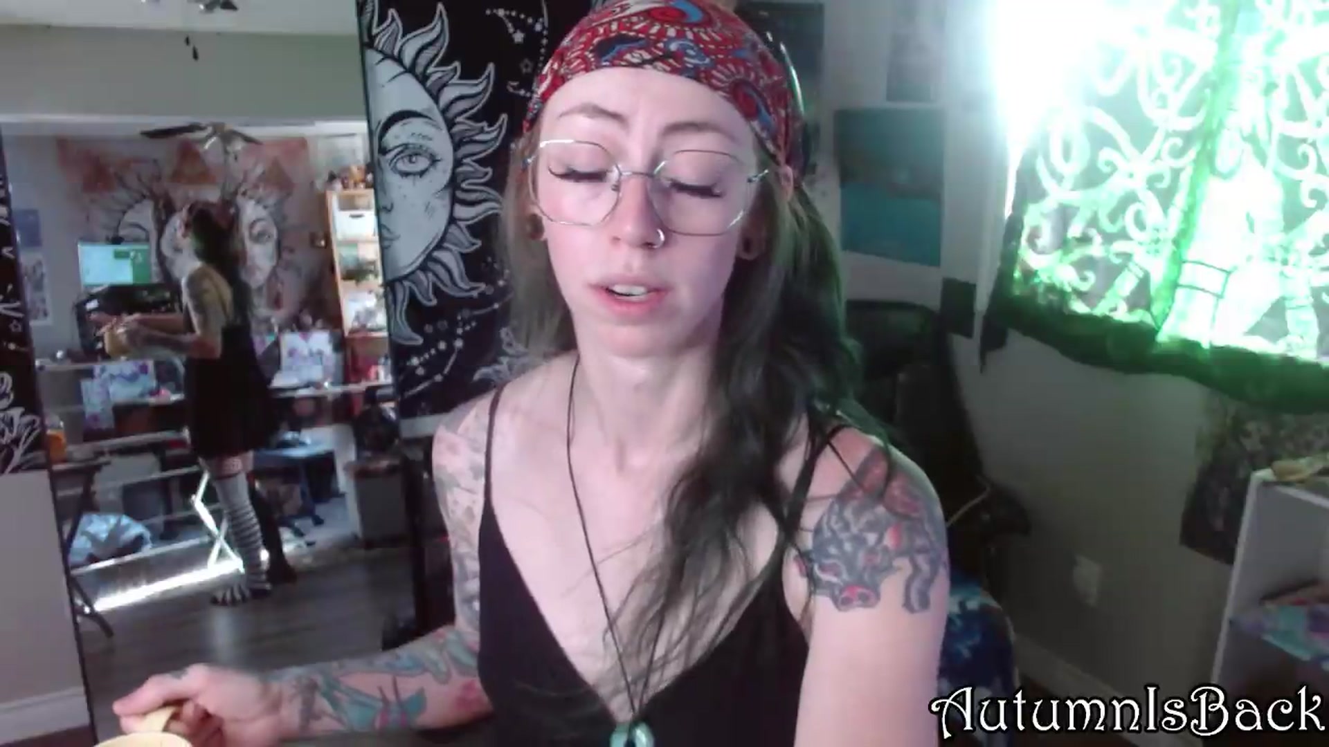 Gallery image thumbnail from AutumnIsBack's myfreecams stream on, 07/16/2026, 03:19 image 5 of 20