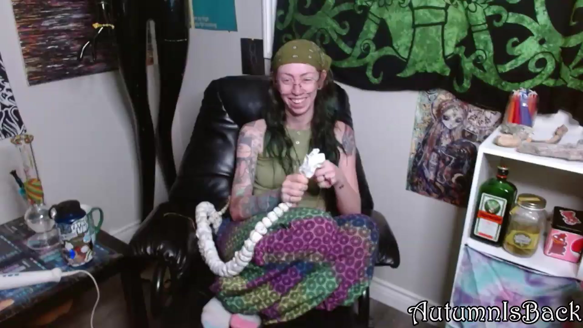 Gallery image thumbnail from AutumnIsBack's myfreecams stream on, 08/14/2026, 03:37 image 16 of 20