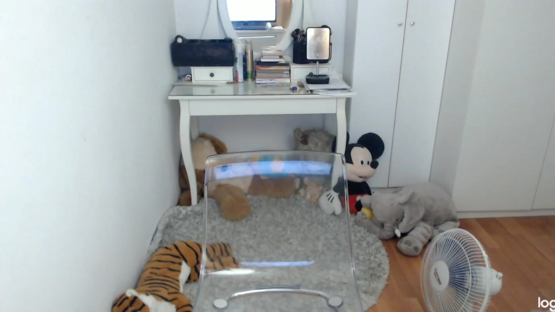 Gallery image thumbnail from AutumnJewel's myfreecams stream on, 09/14/2023, 07:45 image 8 of 20