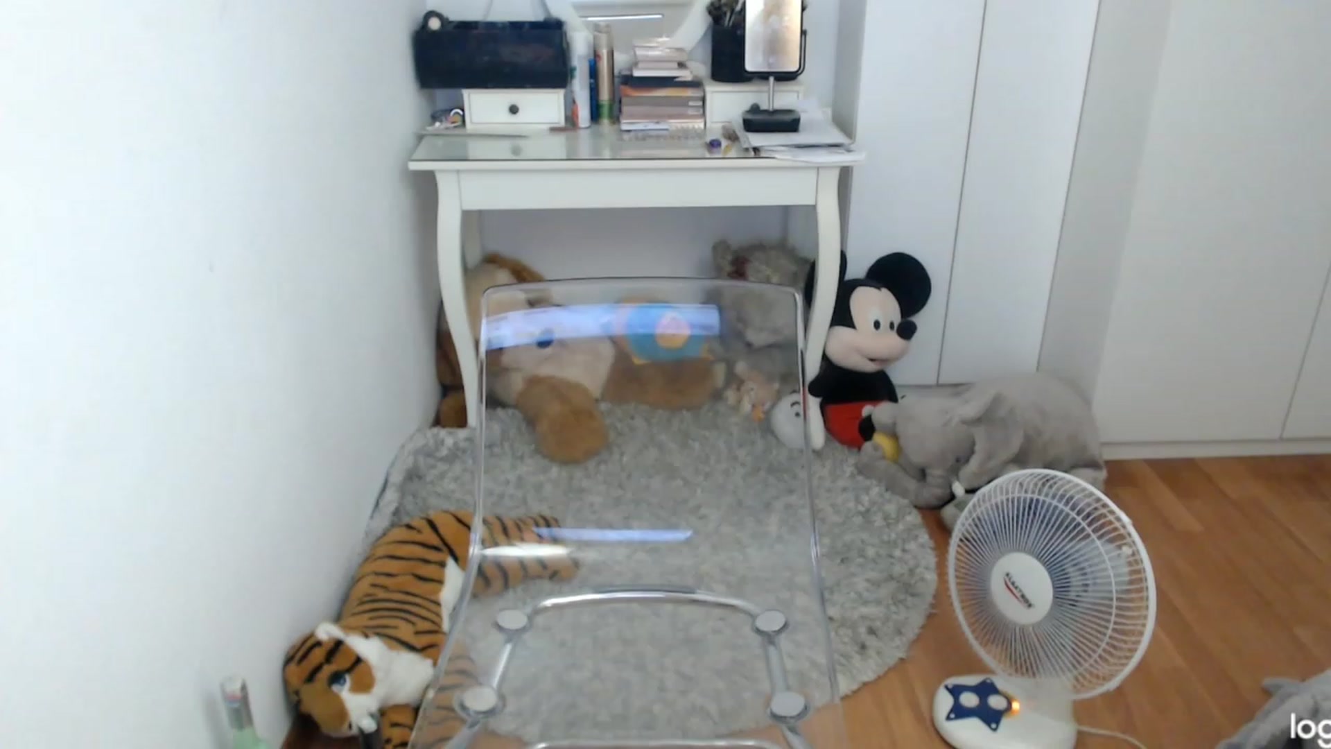 Gallery image thumbnail from AutumnJewel's myfreecams stream on, 09/14/2023, 08:46 image 13 of 20