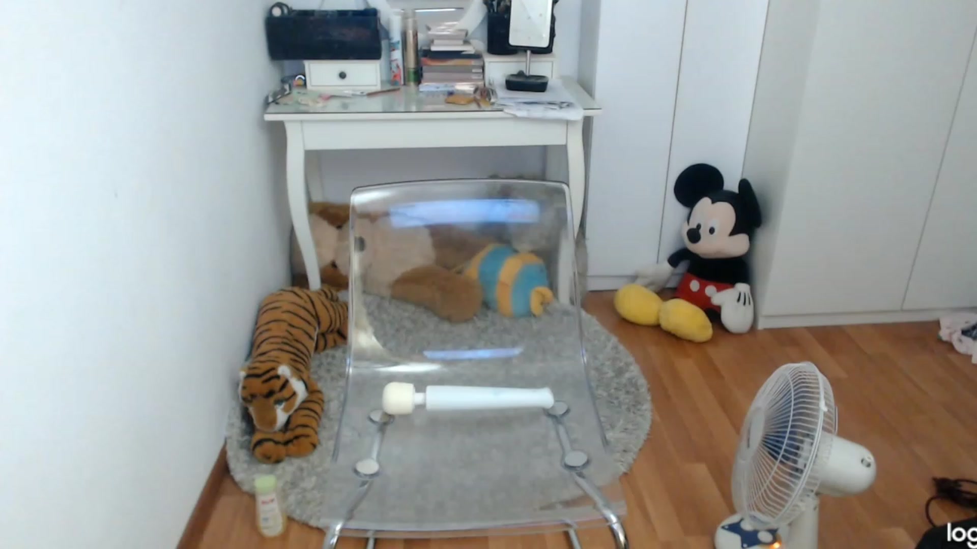 Gallery image thumbnail from AutumnJewel's myfreecams stream on, 10/03/2023, 08:54 image 4 of 20
