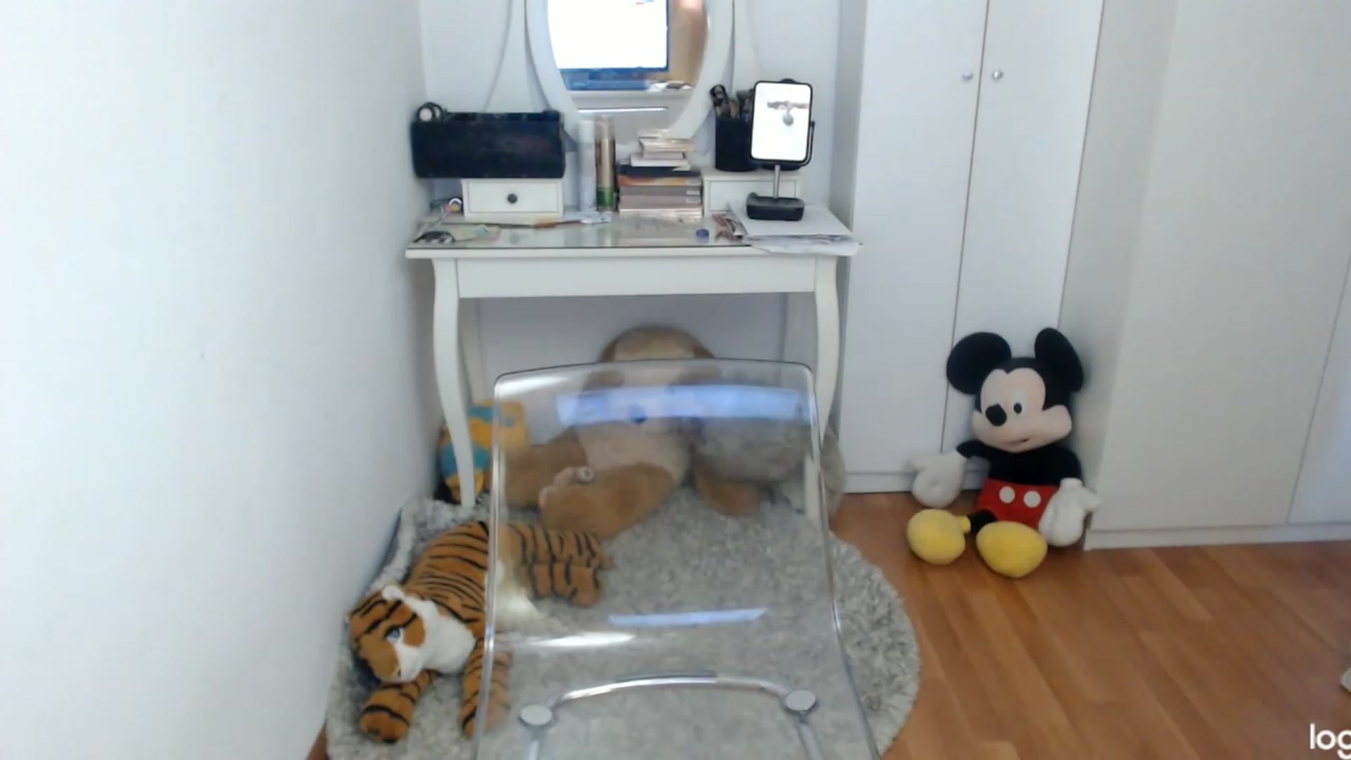 Gallery image thumbnail from AutumnJewel's myfreecams stream on, 10/19/2023, 06:55 image 20 of 20