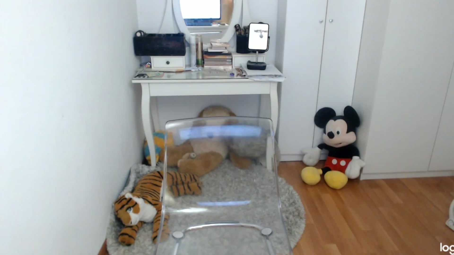 Gallery image thumbnail from AutumnJewel's myfreecams stream on, 10/19/2023, 09:02 image 2 of 20
