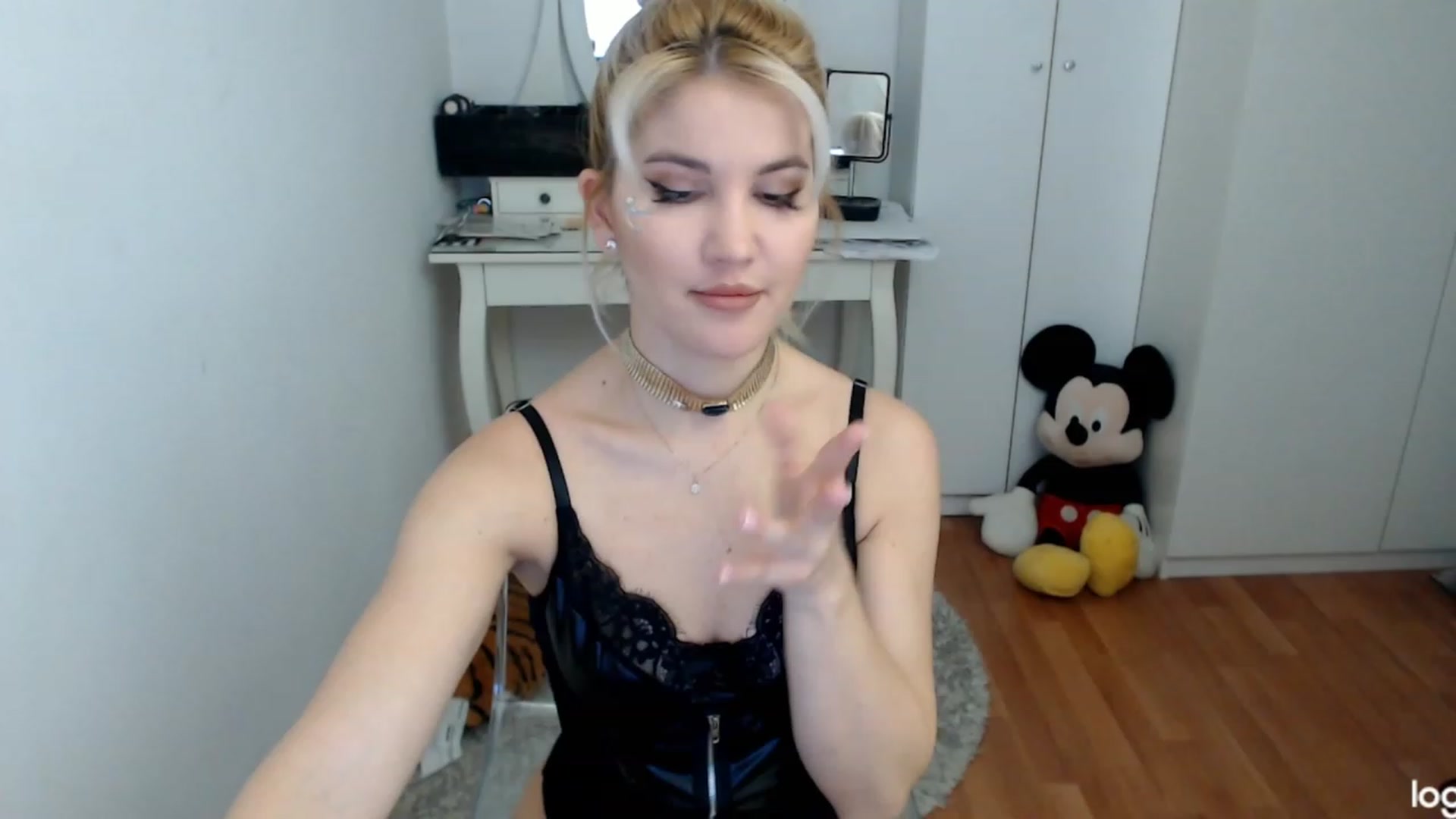 Gallery image thumbnail from AutumnJewel's myfreecams stream on, 10/24/2023, 06:42 image 20 of 20