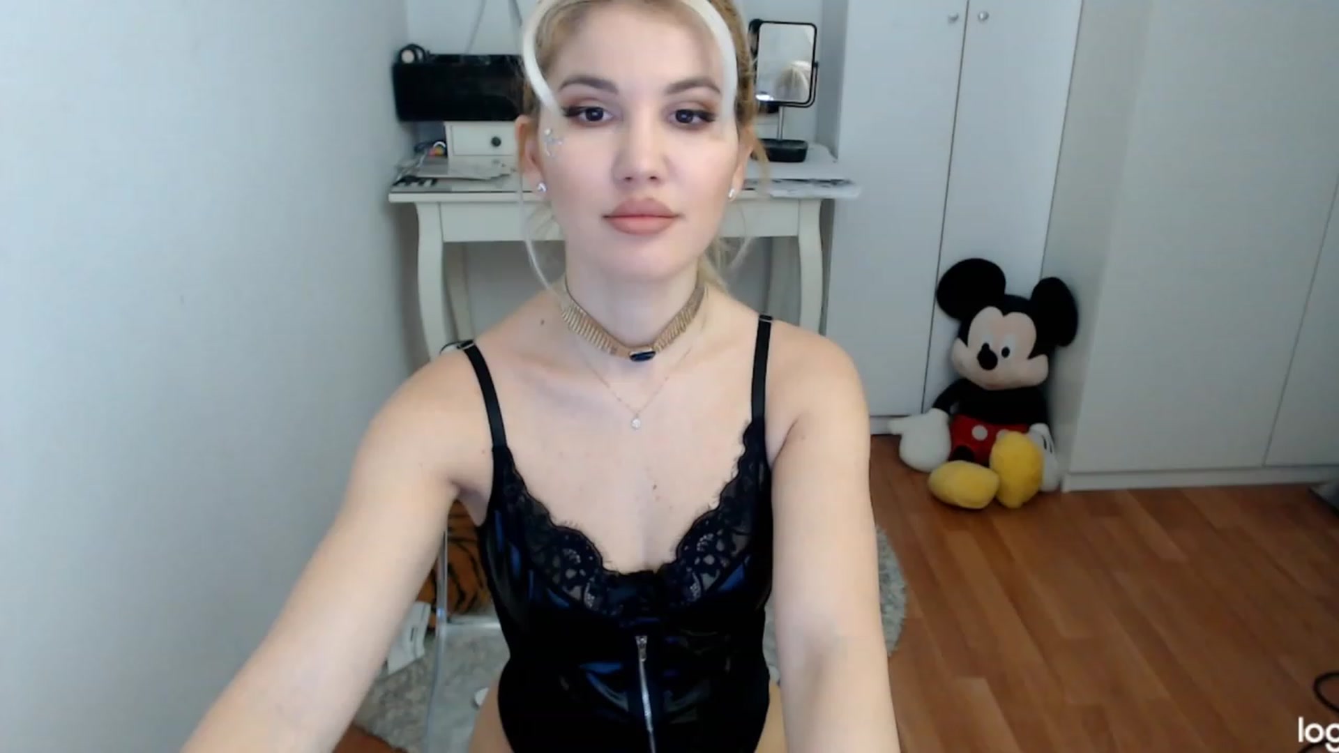 Gallery image thumbnail from AutumnJewel's myfreecams stream on, 10/24/2023, 07:52 image 4 of 20