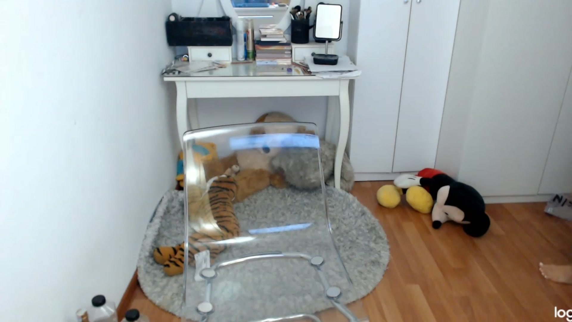 Gallery image thumbnail from AutumnJewel's myfreecams stream on, 10/28/2023, 07:17 image 15 of 20