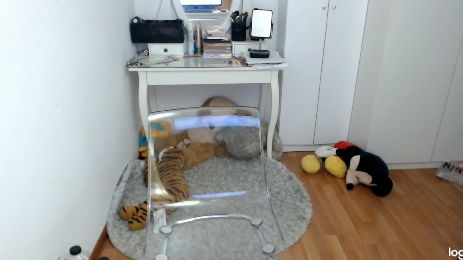 Gallery image thumbnail from AutumnJewel's myfreecams stream on, 10/28/2023, 07:44 image 1 of 20
