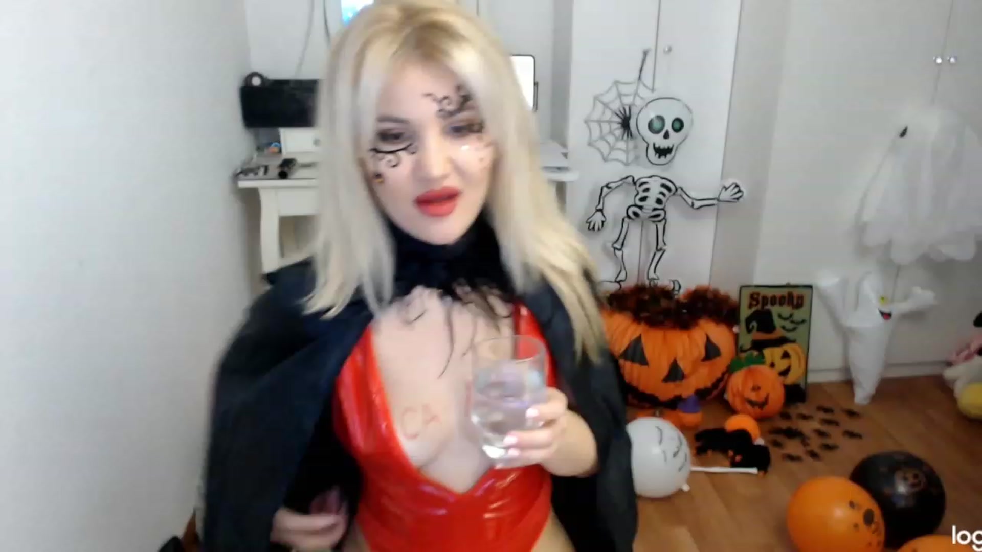Gallery image thumbnail from AutumnJewel's myfreecams stream on, 10/29/2023, 08:02 image 18 of 20